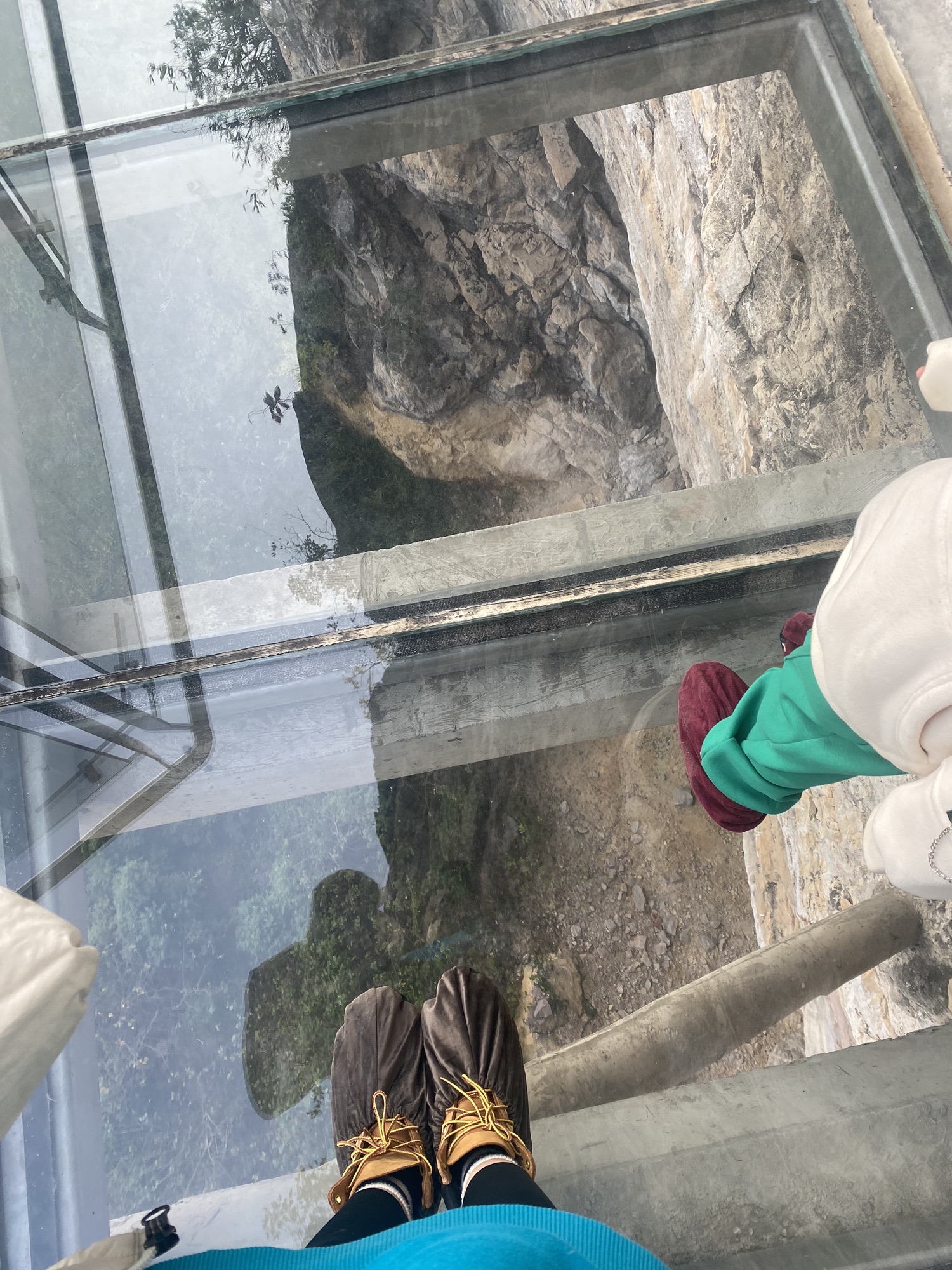 龙烈玻璃栈道景区旅行图片 1