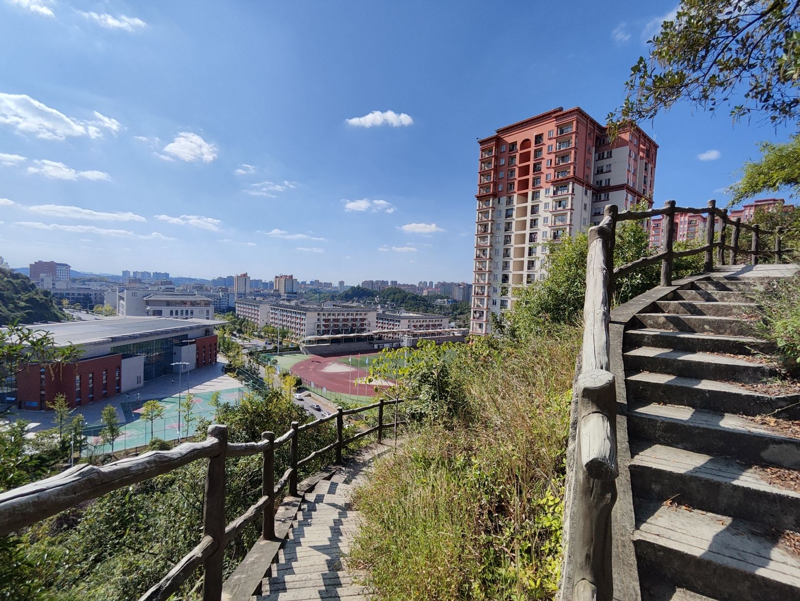 龙文山旅行图片 1