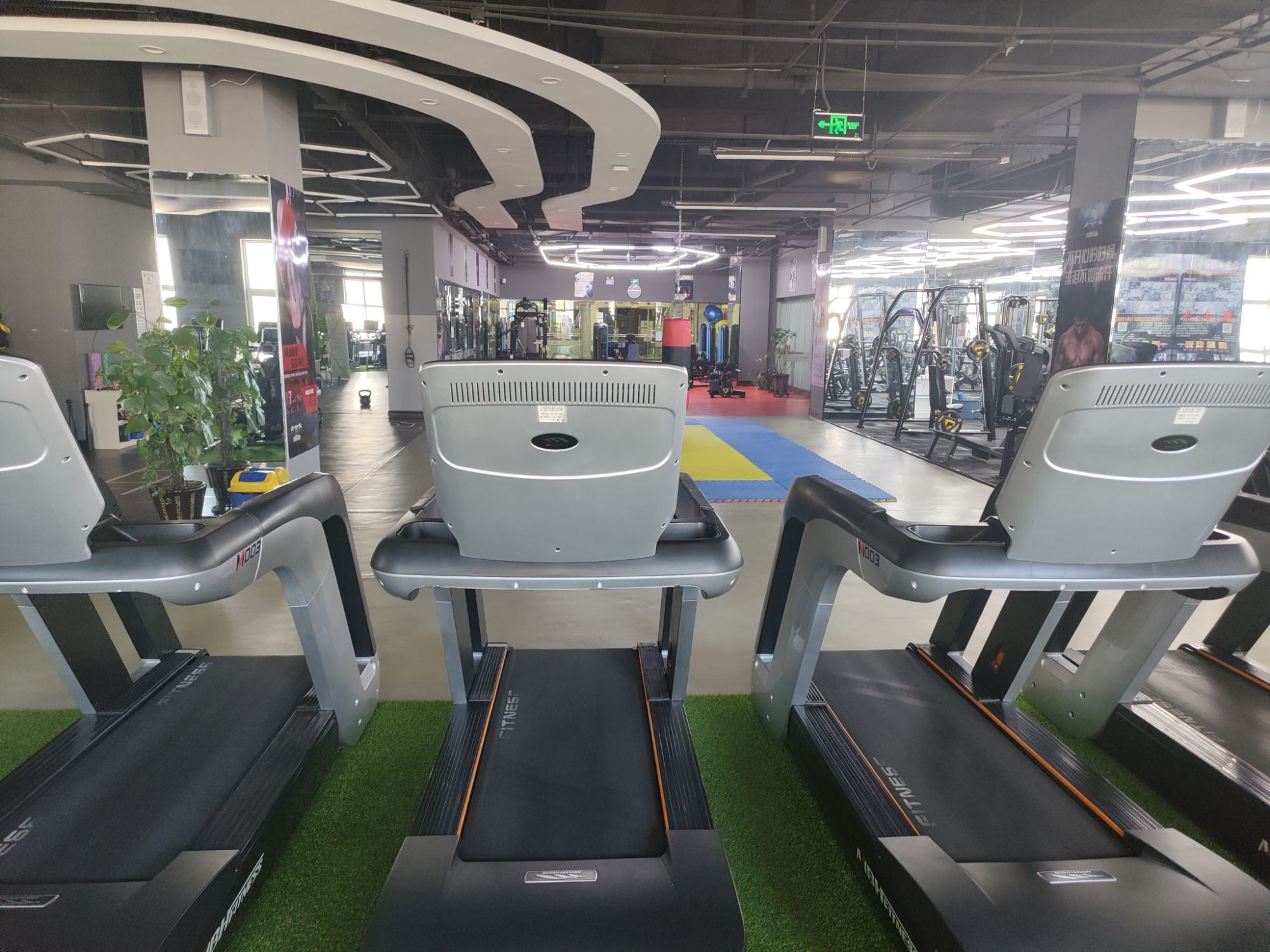 满洲里市悦动健身俱乐部(中苏金街店)