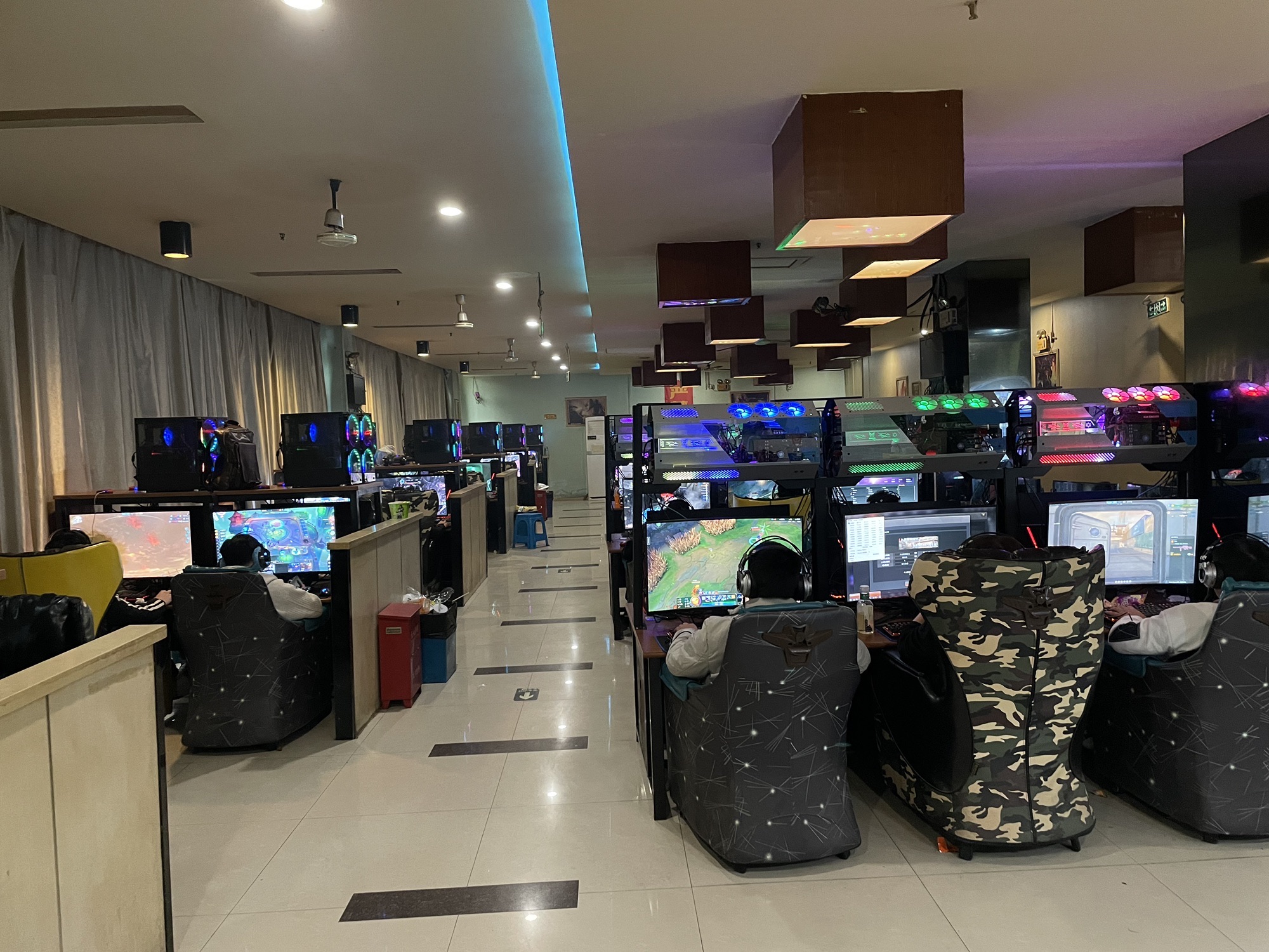 场地封面-杭州绿叶网络台球会所