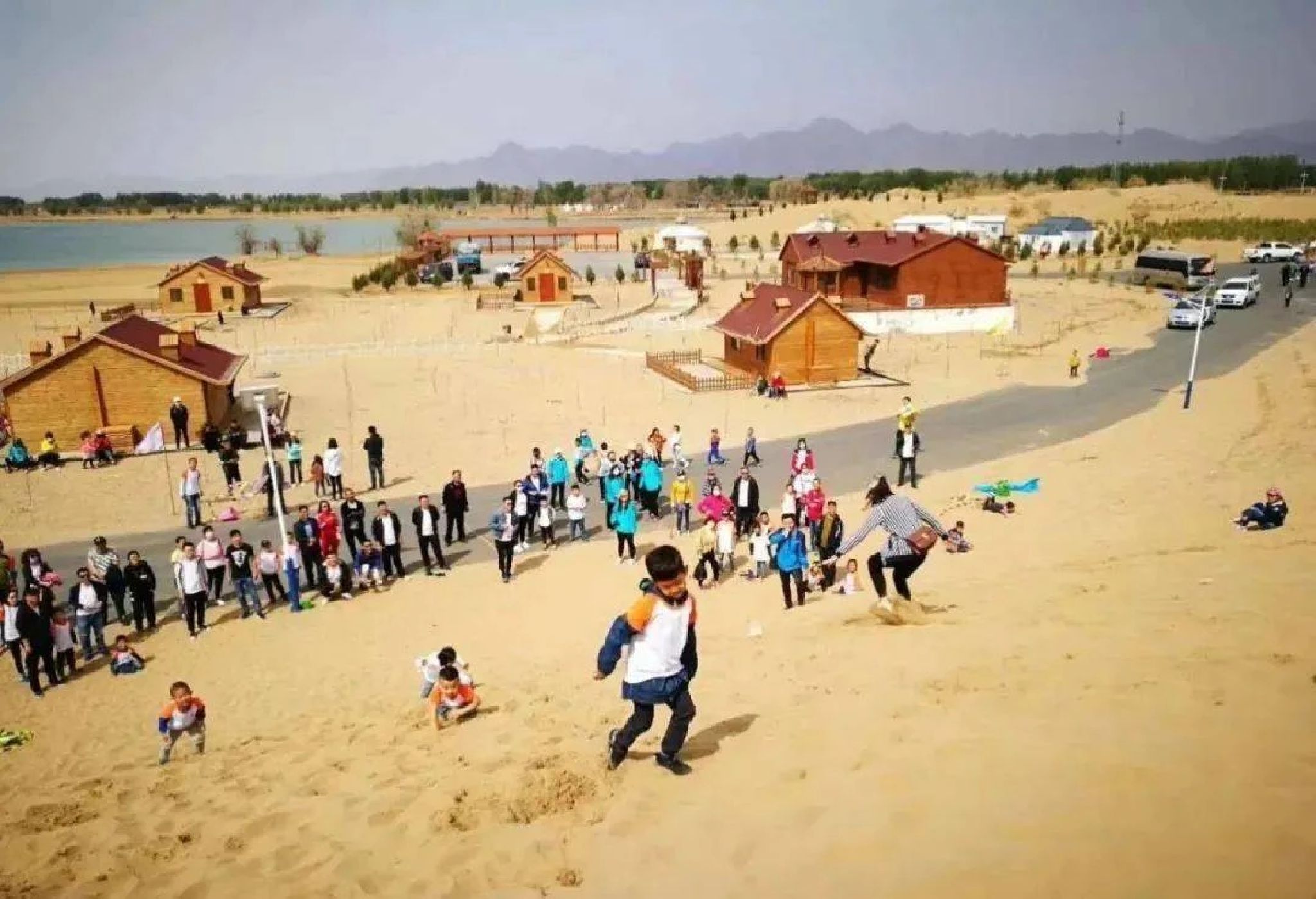 乌兰布和沙漠旅游区旅行图片 2