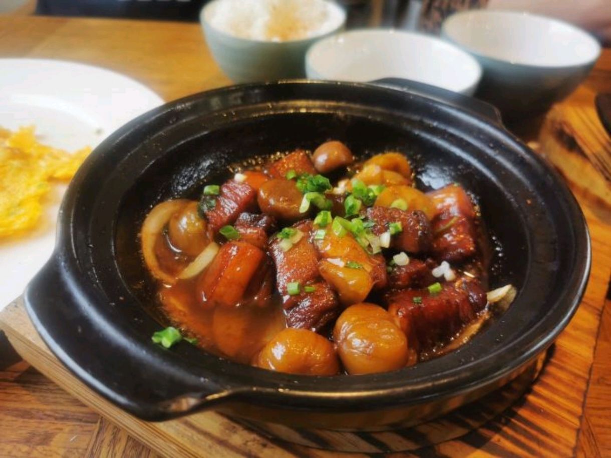 醉倾城园林餐厅(中央豪景西苑店)
