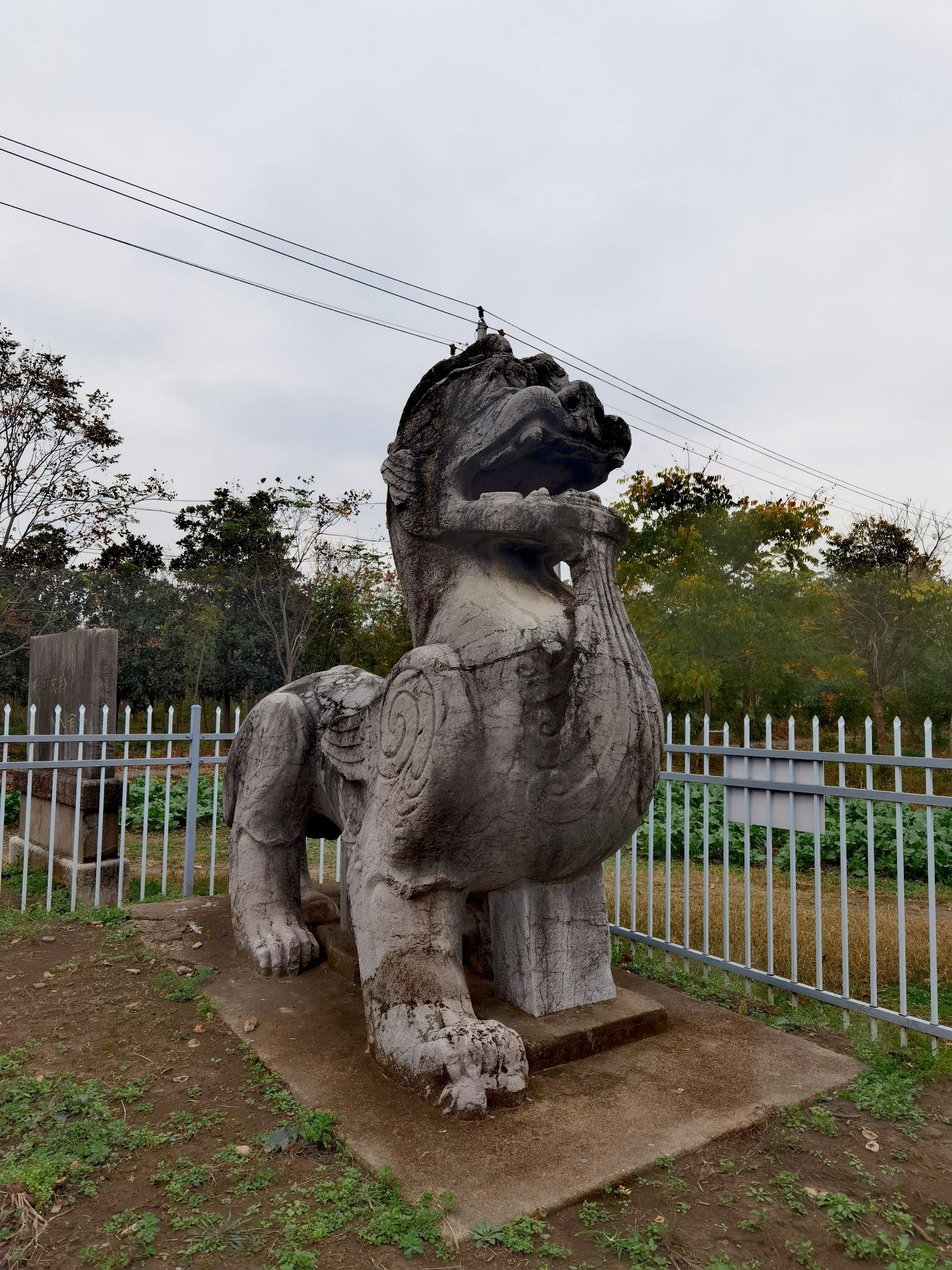 梁武帝萧衍修陵石刻旅行图片 3