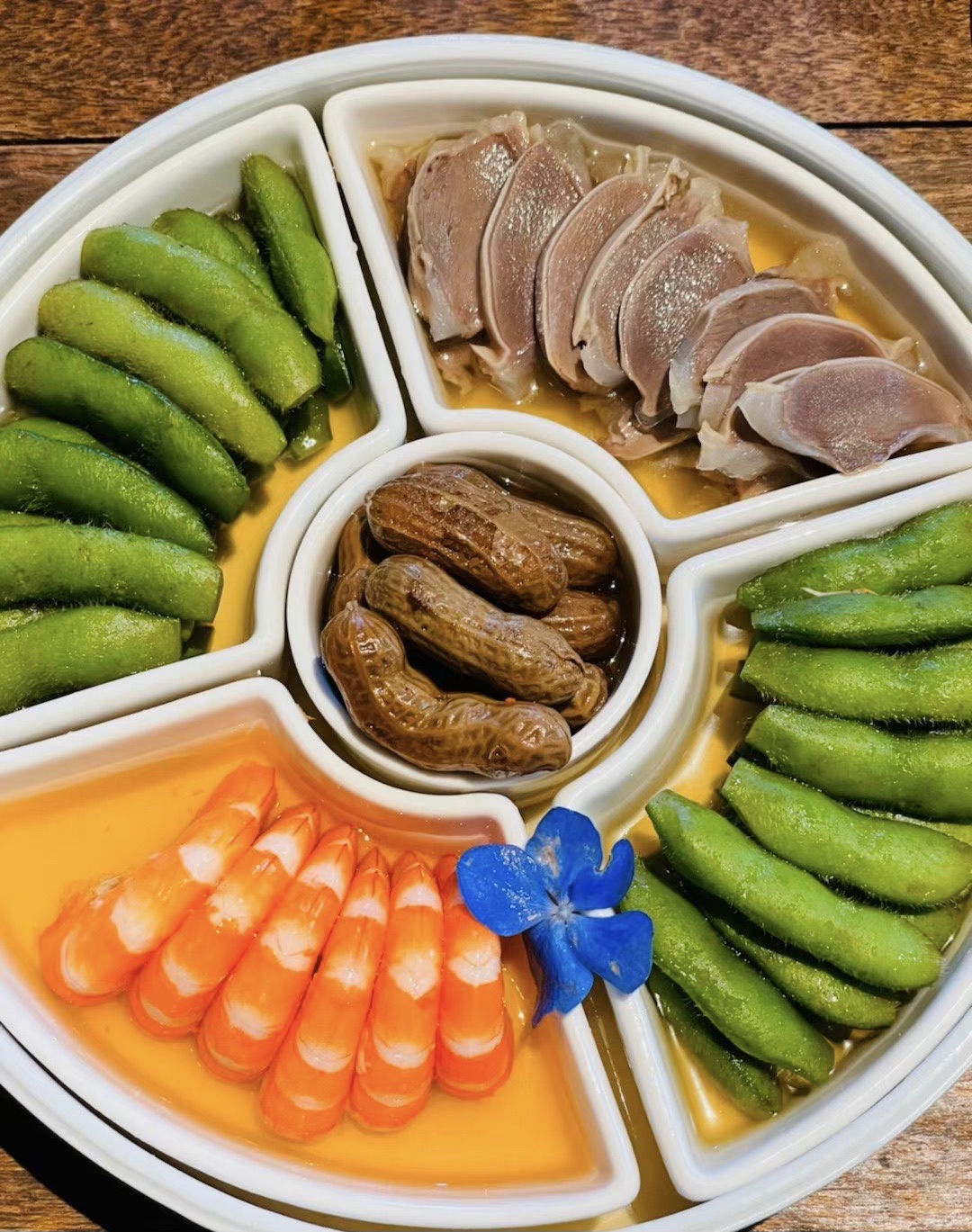 南园民国茶楼餐厅(中亚大厦店)