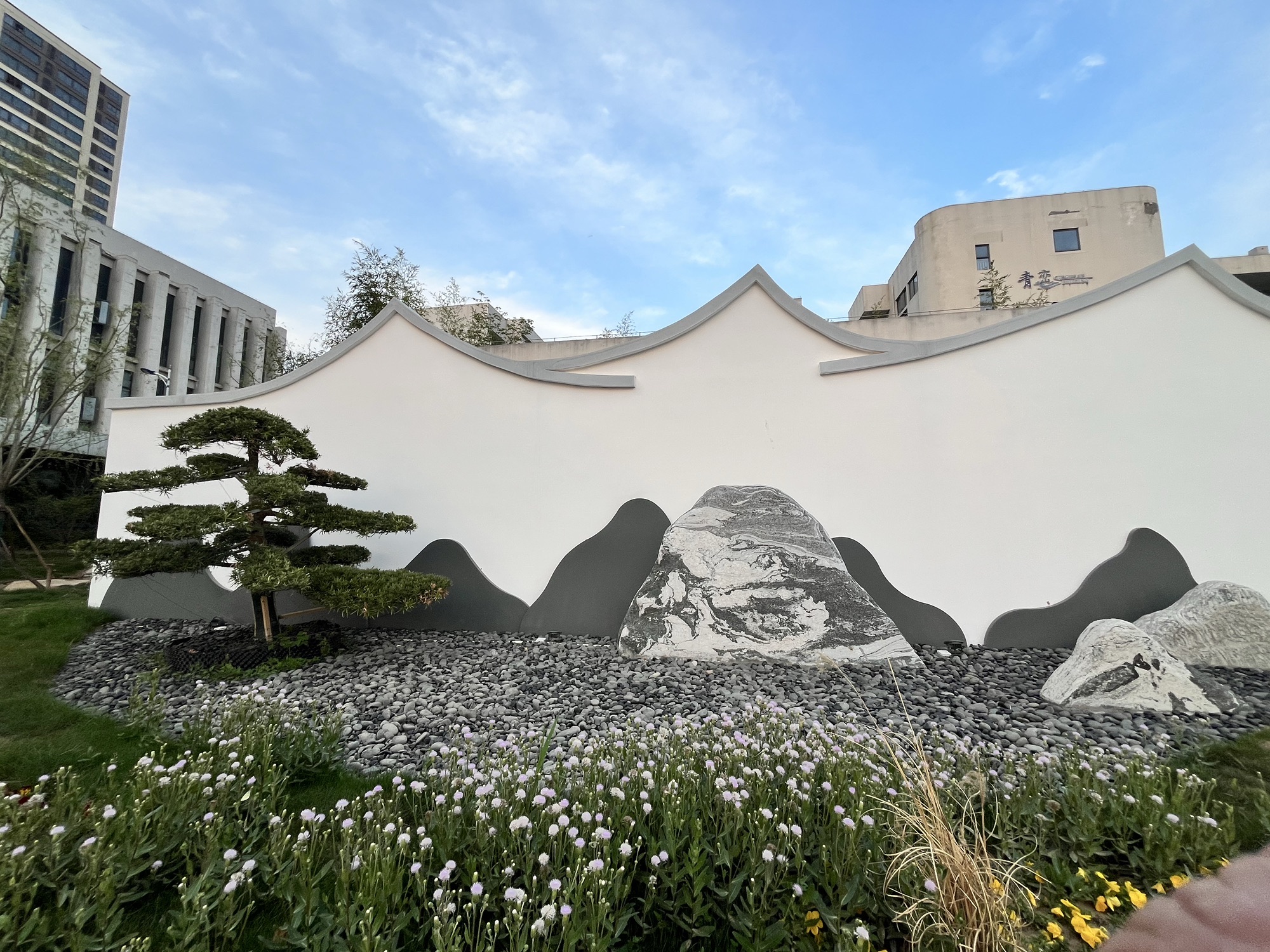 青海湖路小学