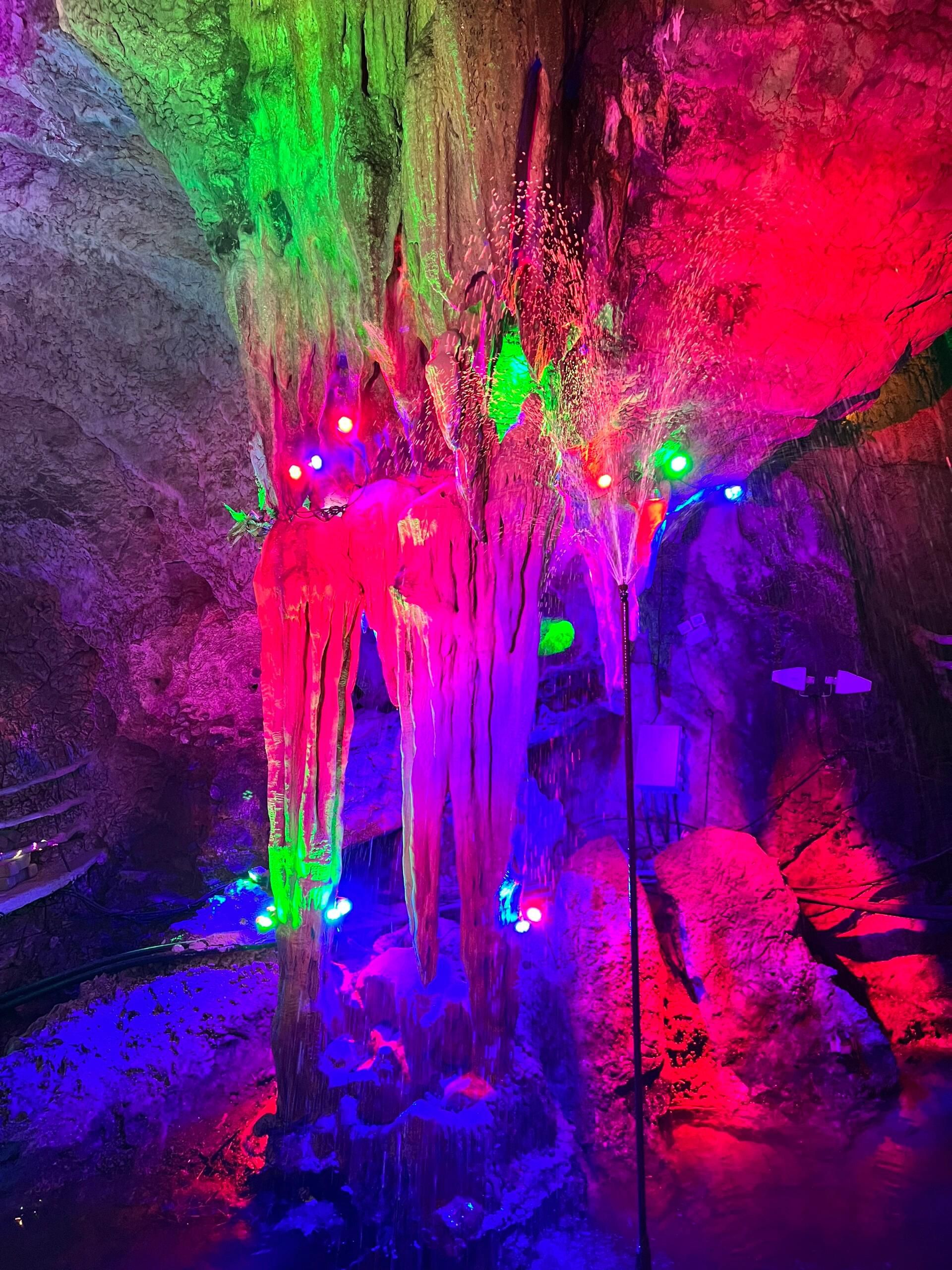 燕子洞风景区旅行图片 1