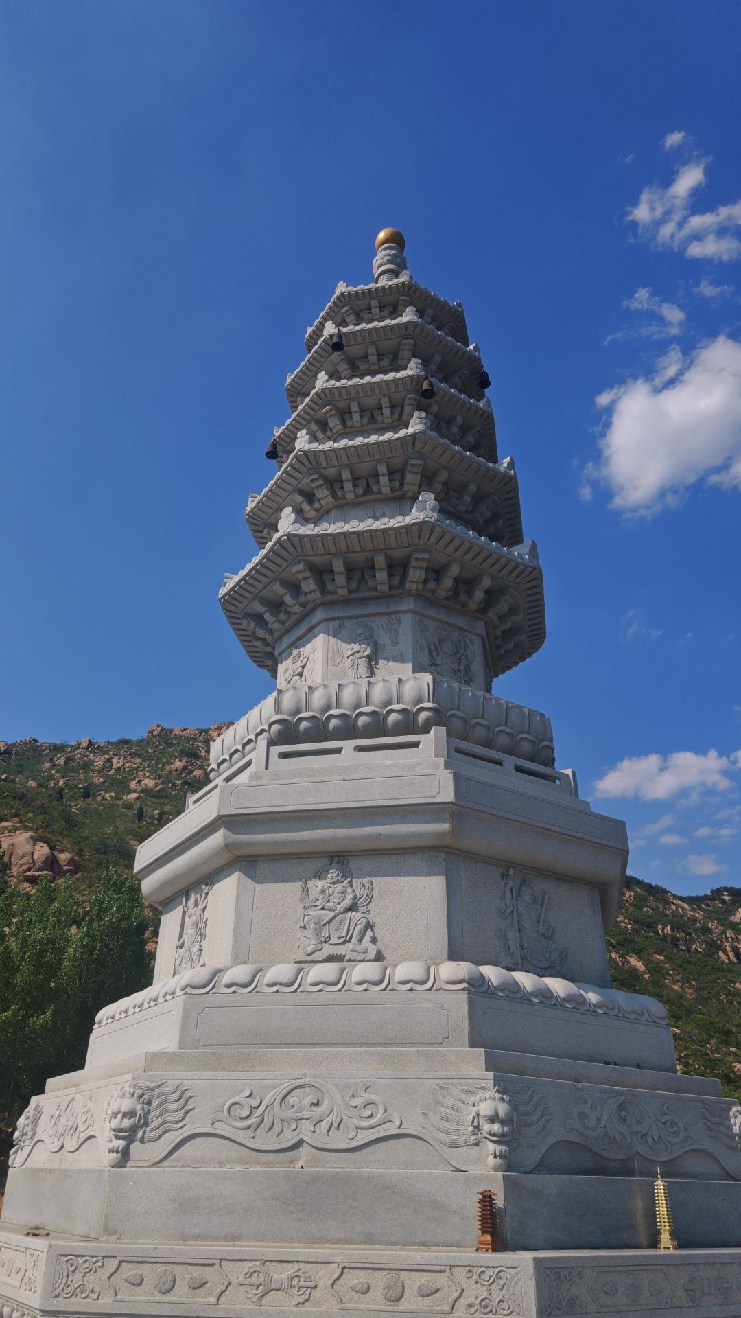 灵光寺佛塔实景照片