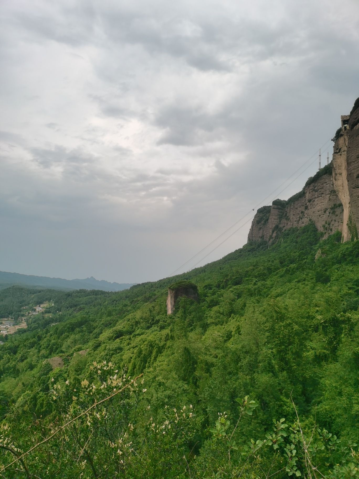抱龙山观景台
