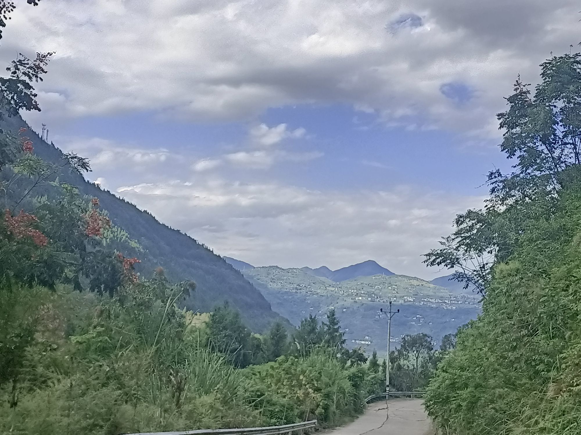 七彩熊家沟风景区旅行图片 1