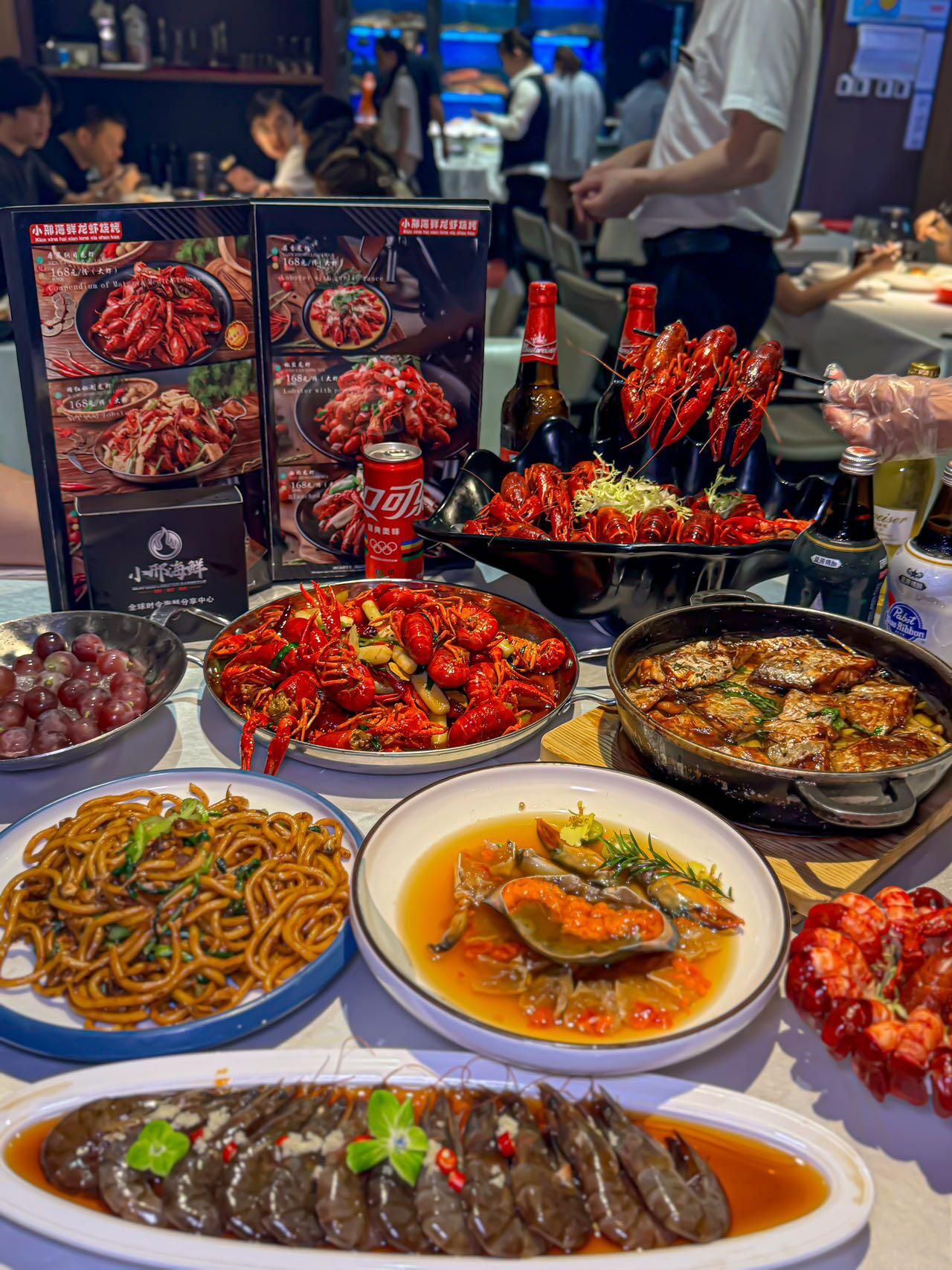 小邢海鲜龙虾烧烤(上海大学店)