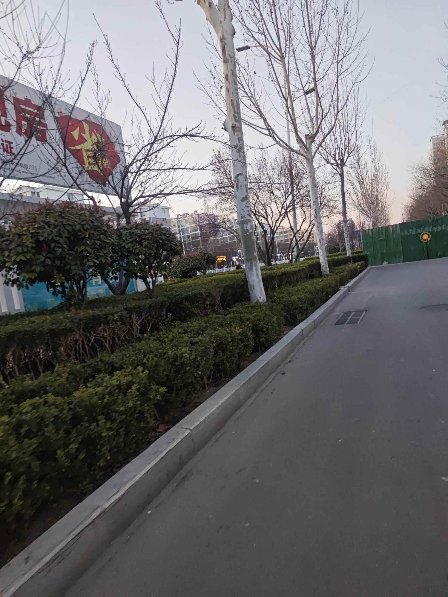 万里二手车交易市场