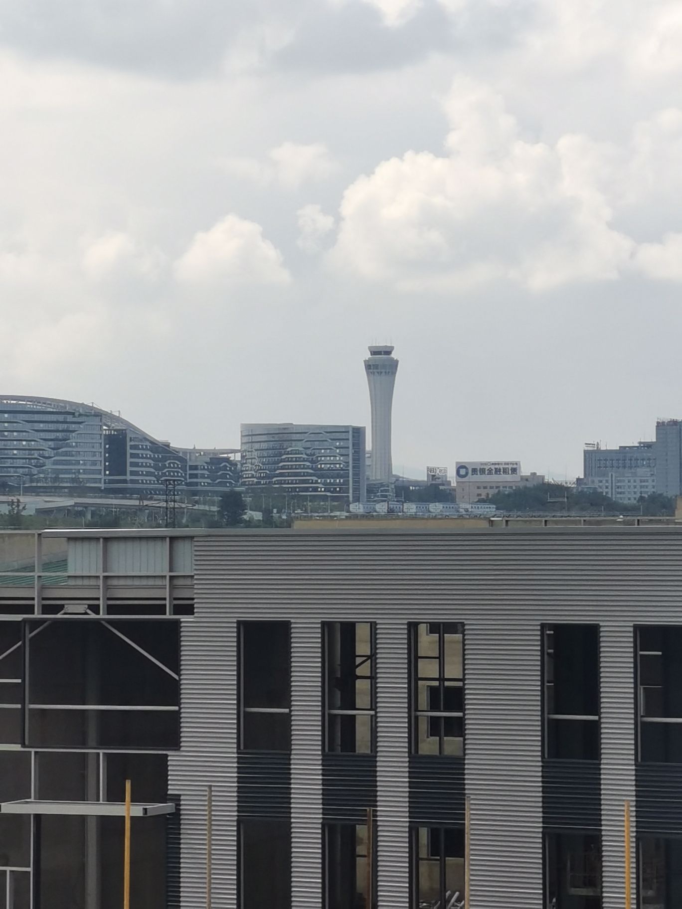龙洞堡生态景观公园(不对外开放)旅行图片 1