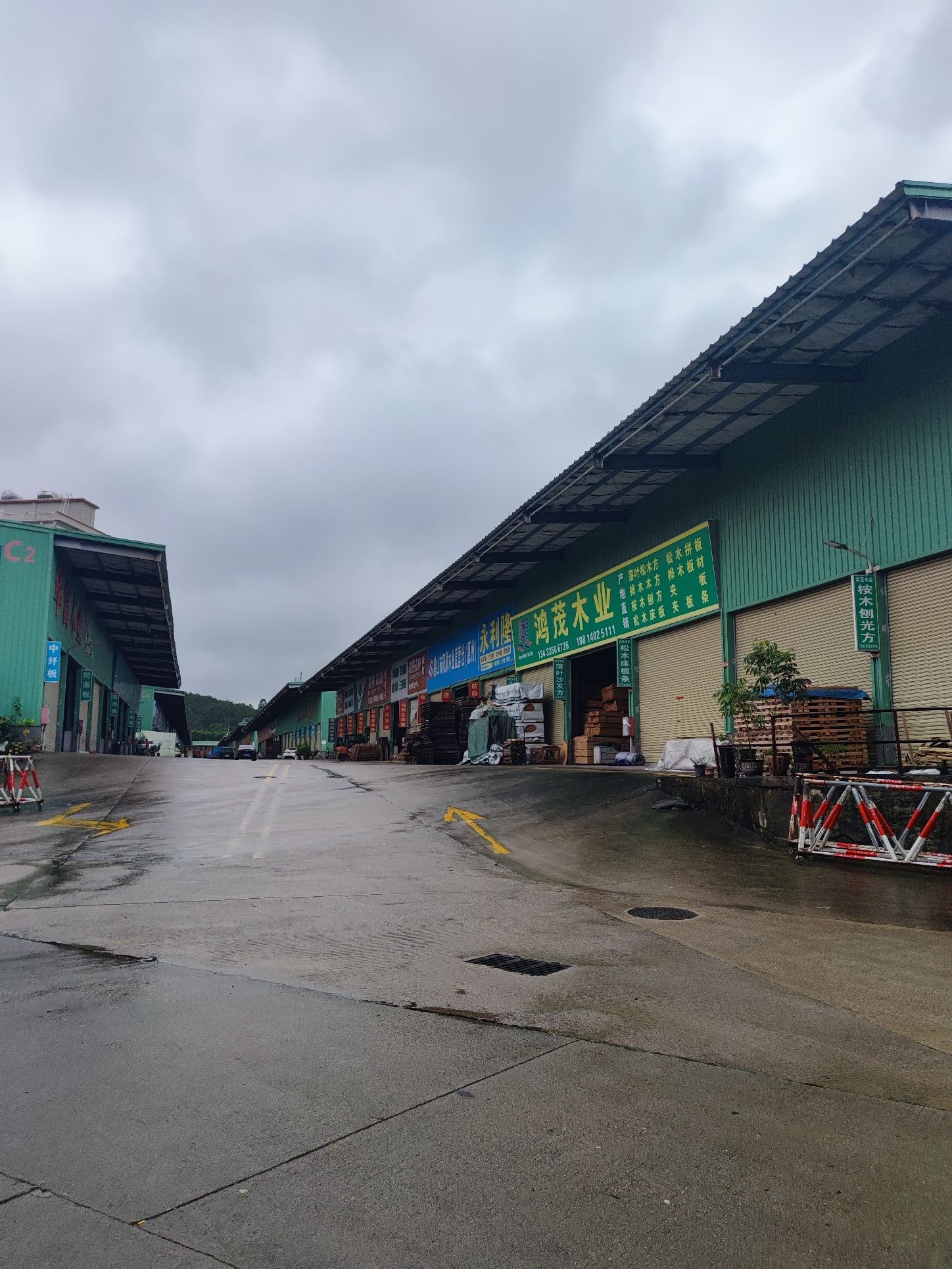 华叶家博园木材板材市场