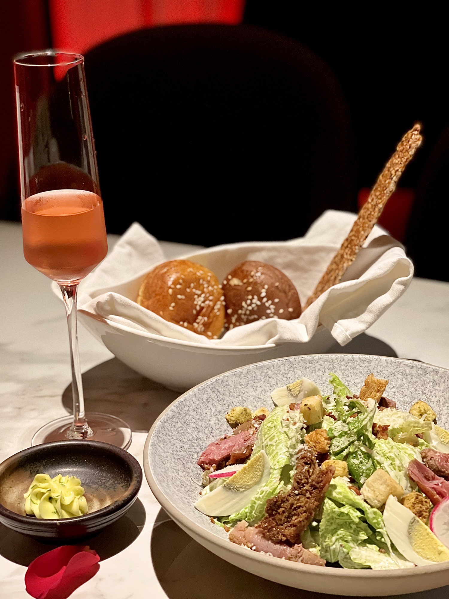 PT Lounge Platinum Grill & Bar (City Center Branch) - 1