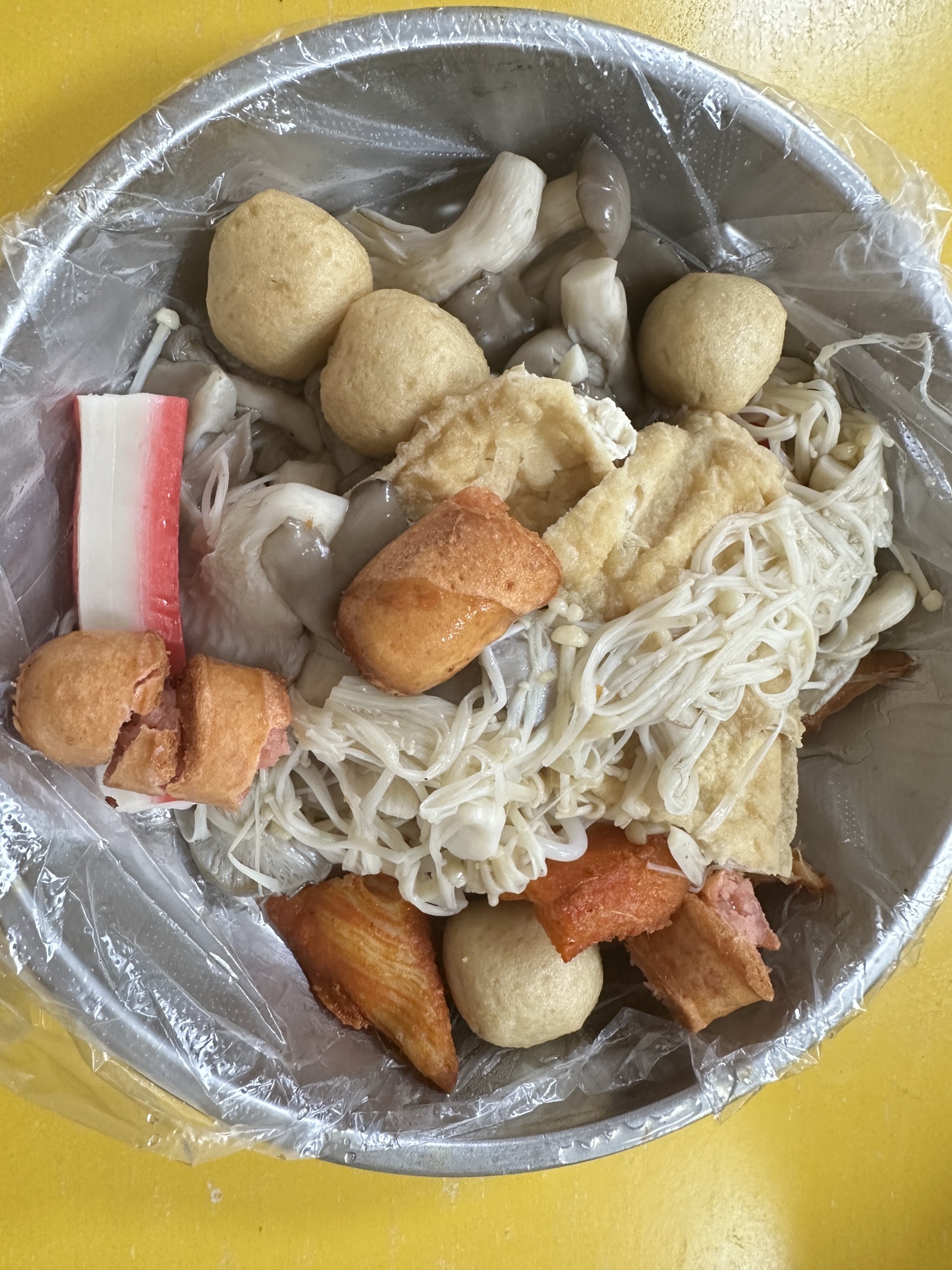 娇姐大众串串香酸粉店