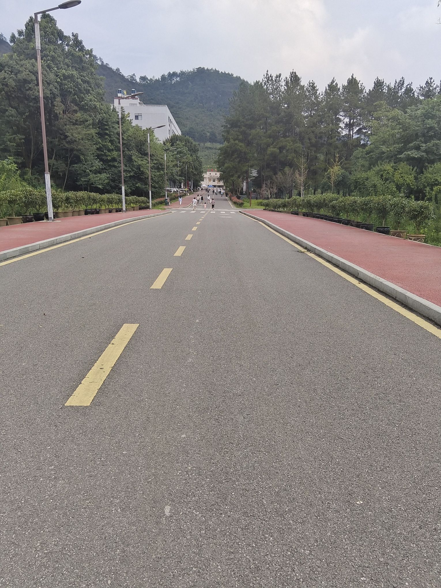 黔南民族职业技术学院(南区)