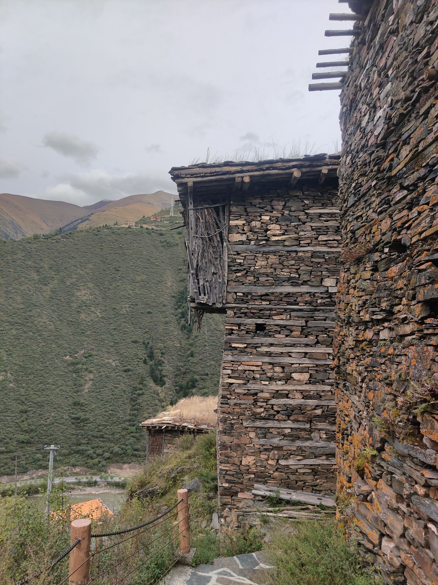 悬天修卡藏寨旅行图片 3