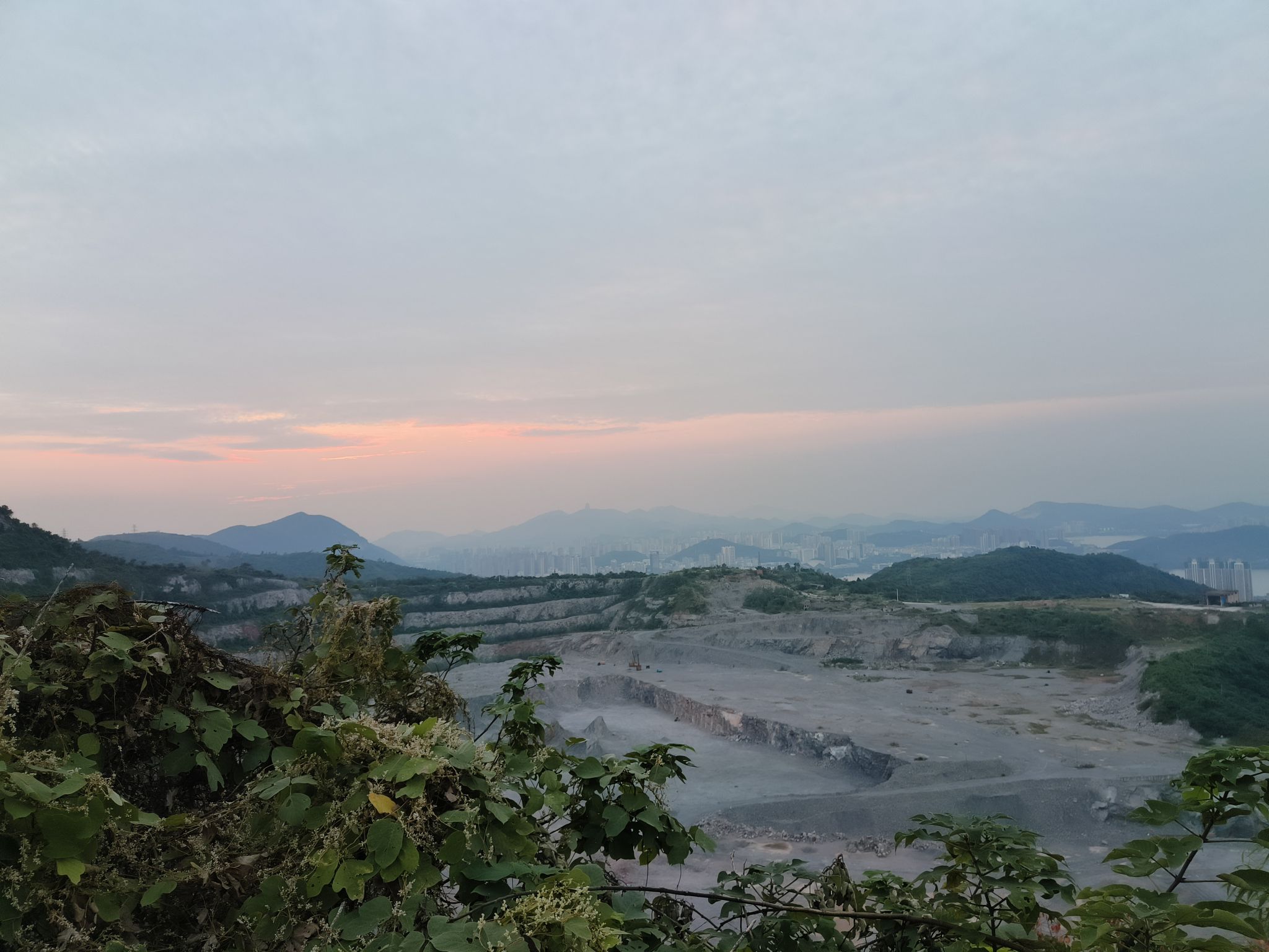 月亮山旅行图片 1