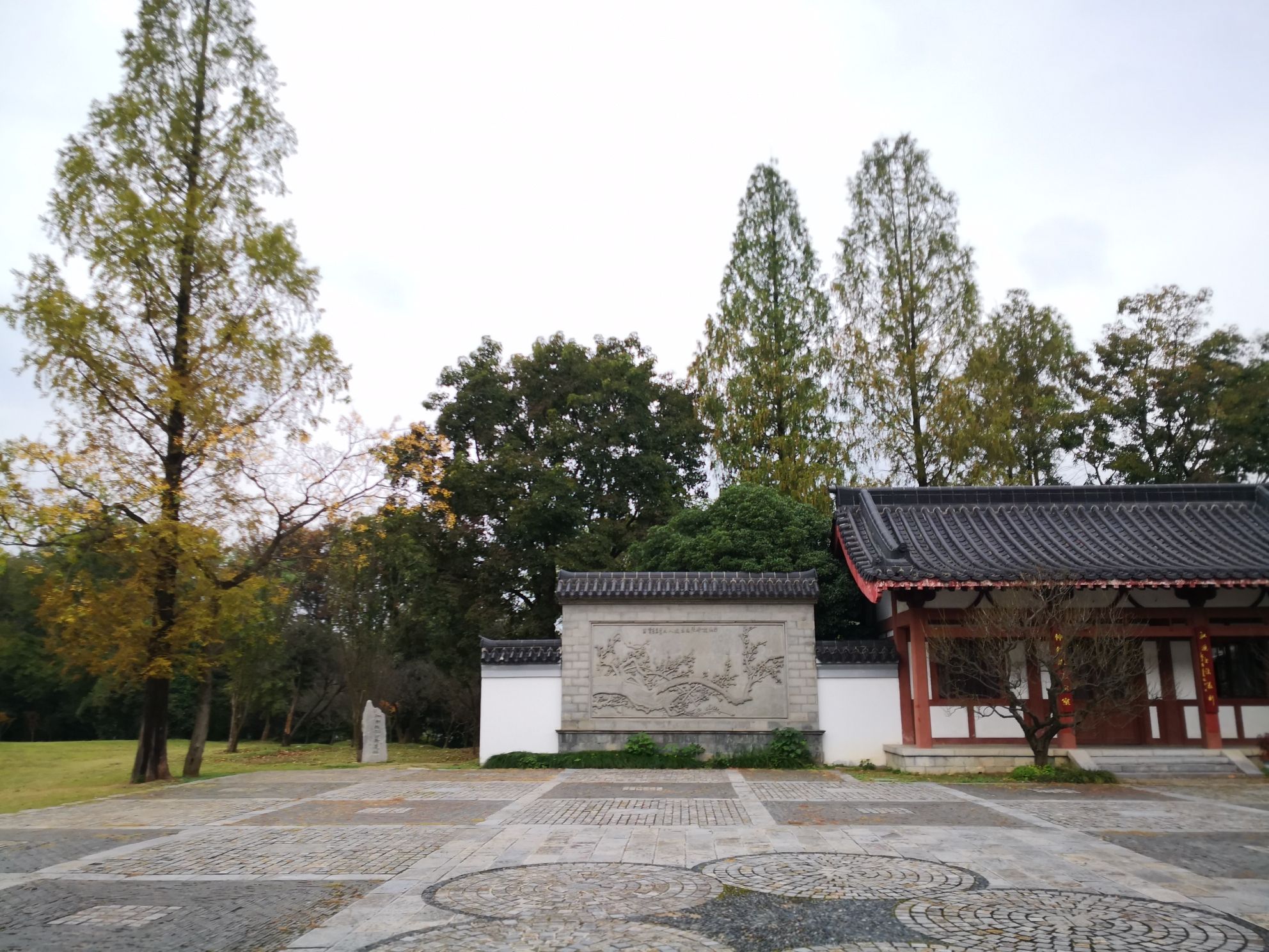 钟山风景区-明孝陵景区-梅影