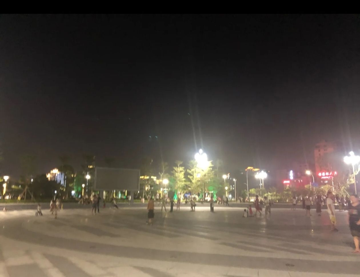 澄海奥飞市民广场旅行图片 1
