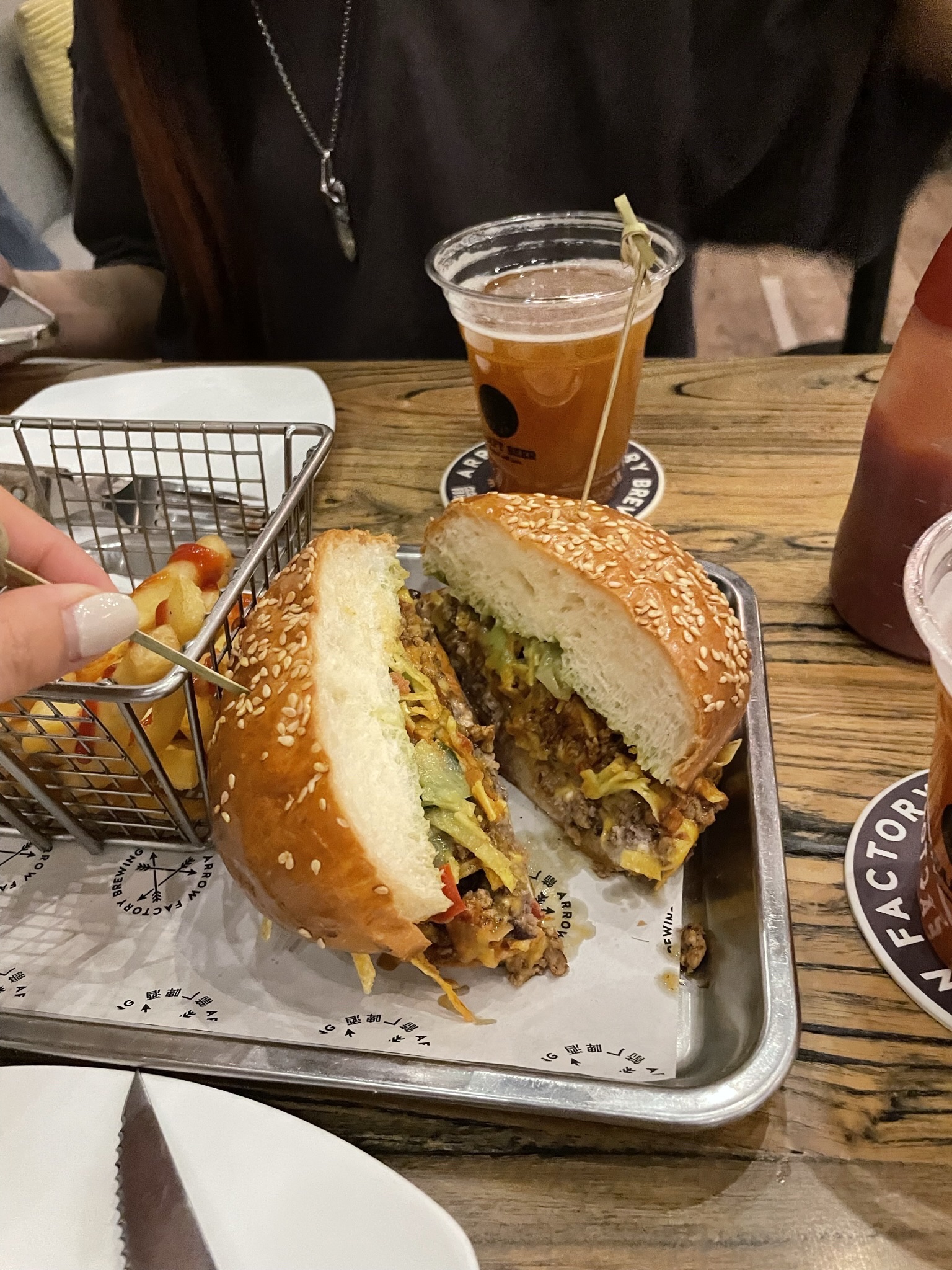 ArrowFactoryBrewing(箭厂啤酒) - 东直门街道便民圈栖邻生活圈餐饮服务服务点实景照片