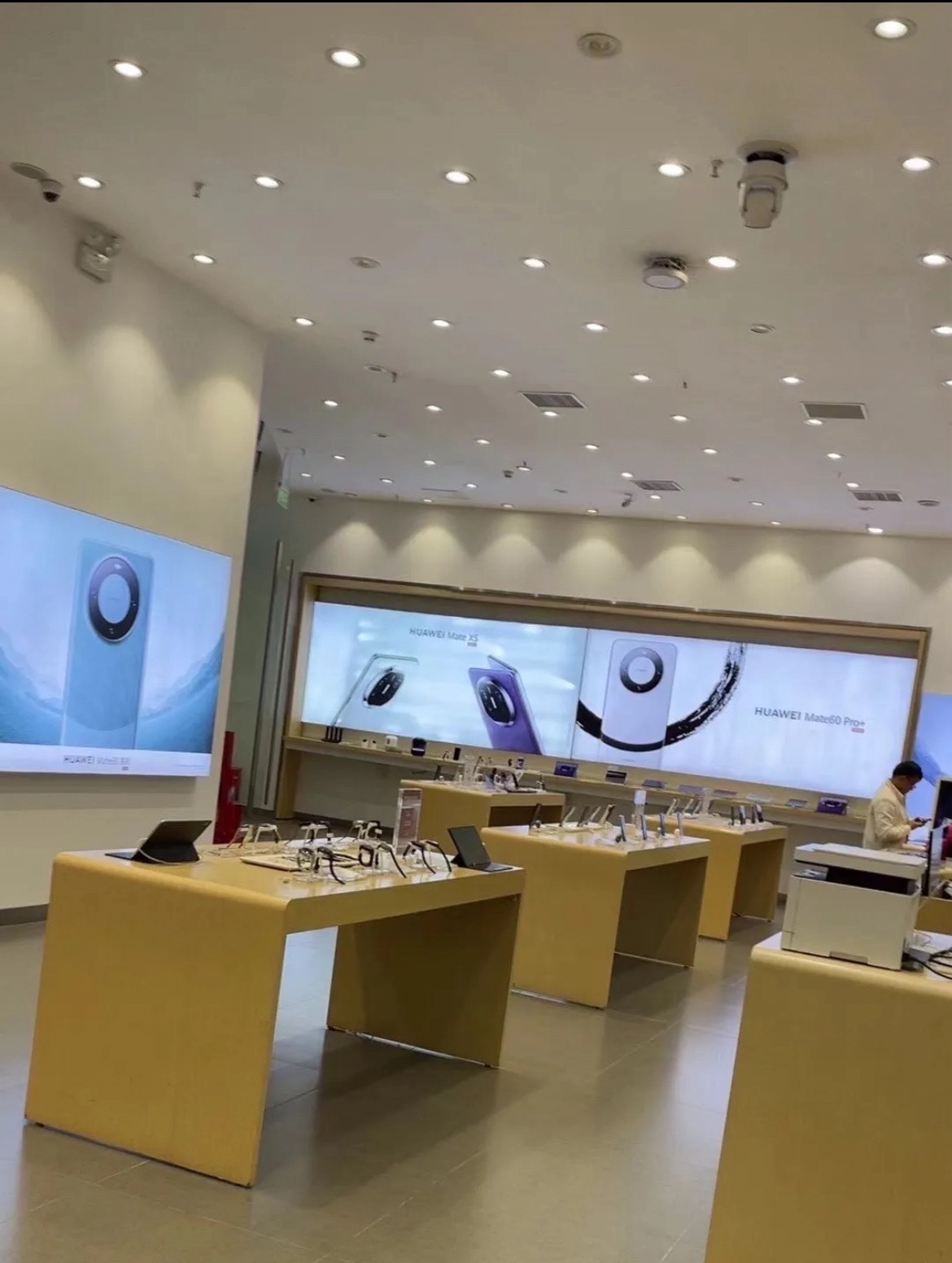 华为授权体验店(正荣财富中心店)