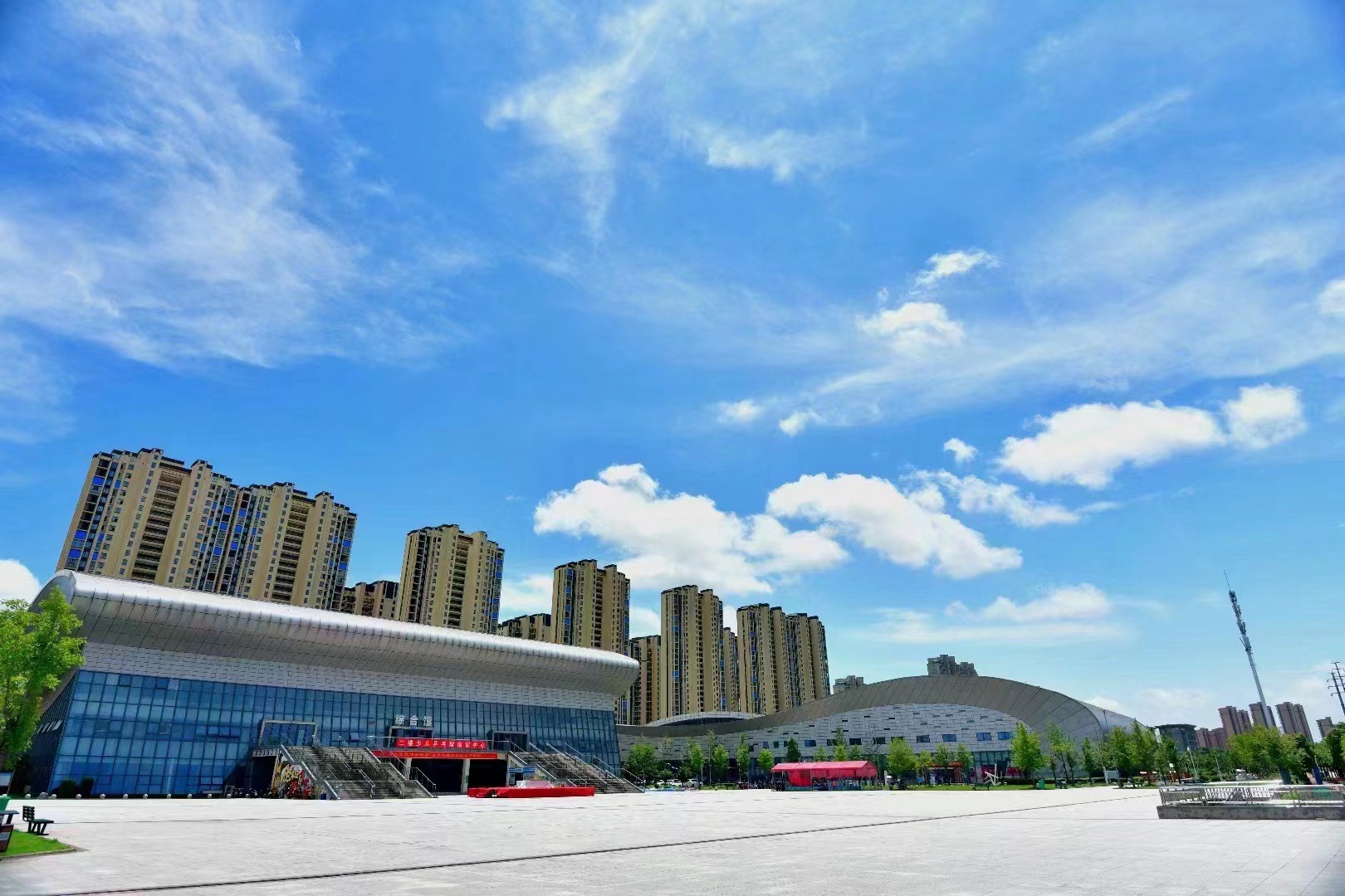 全民健身中心游泳馆