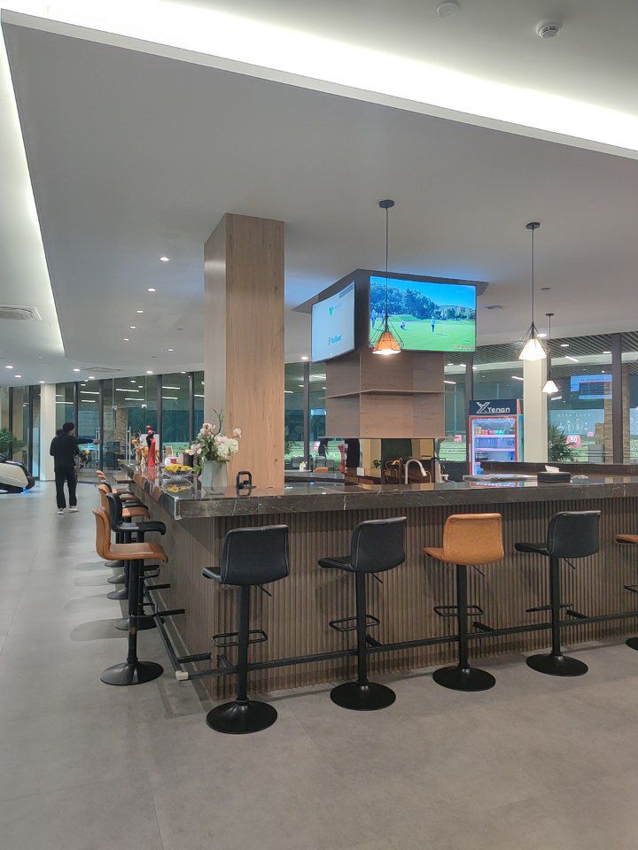 场地封面-上海高球通高尔夫教学中心