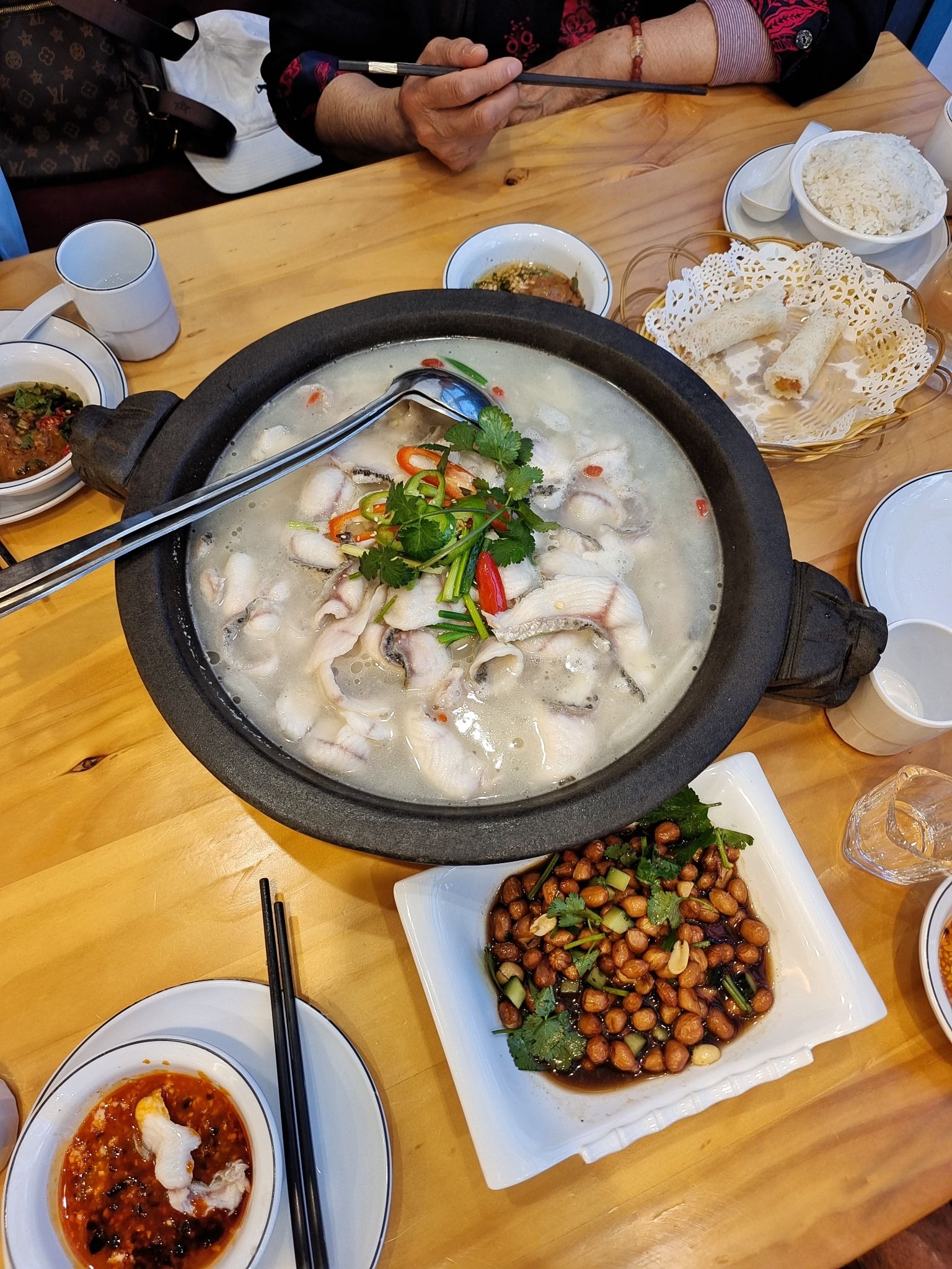 百年鱼府(崖城店)