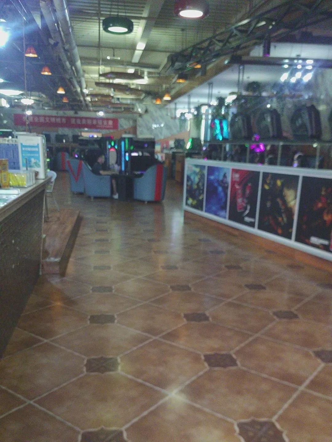 领潮网咖(玖樂商业中心店)