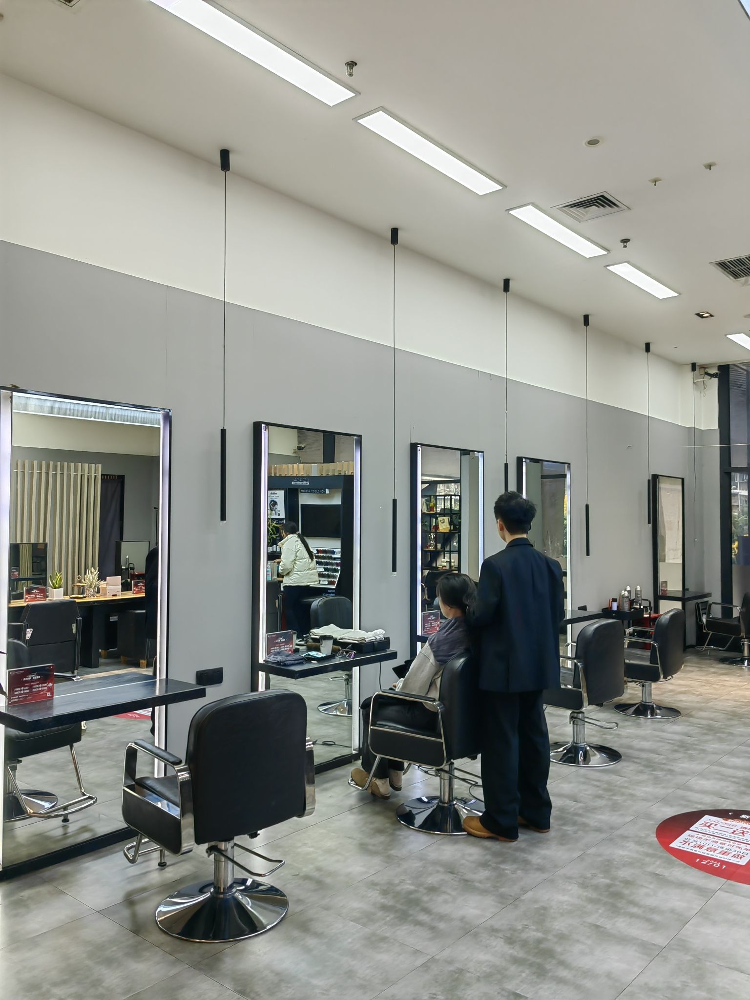 自由女神造型(汇融MALL店)