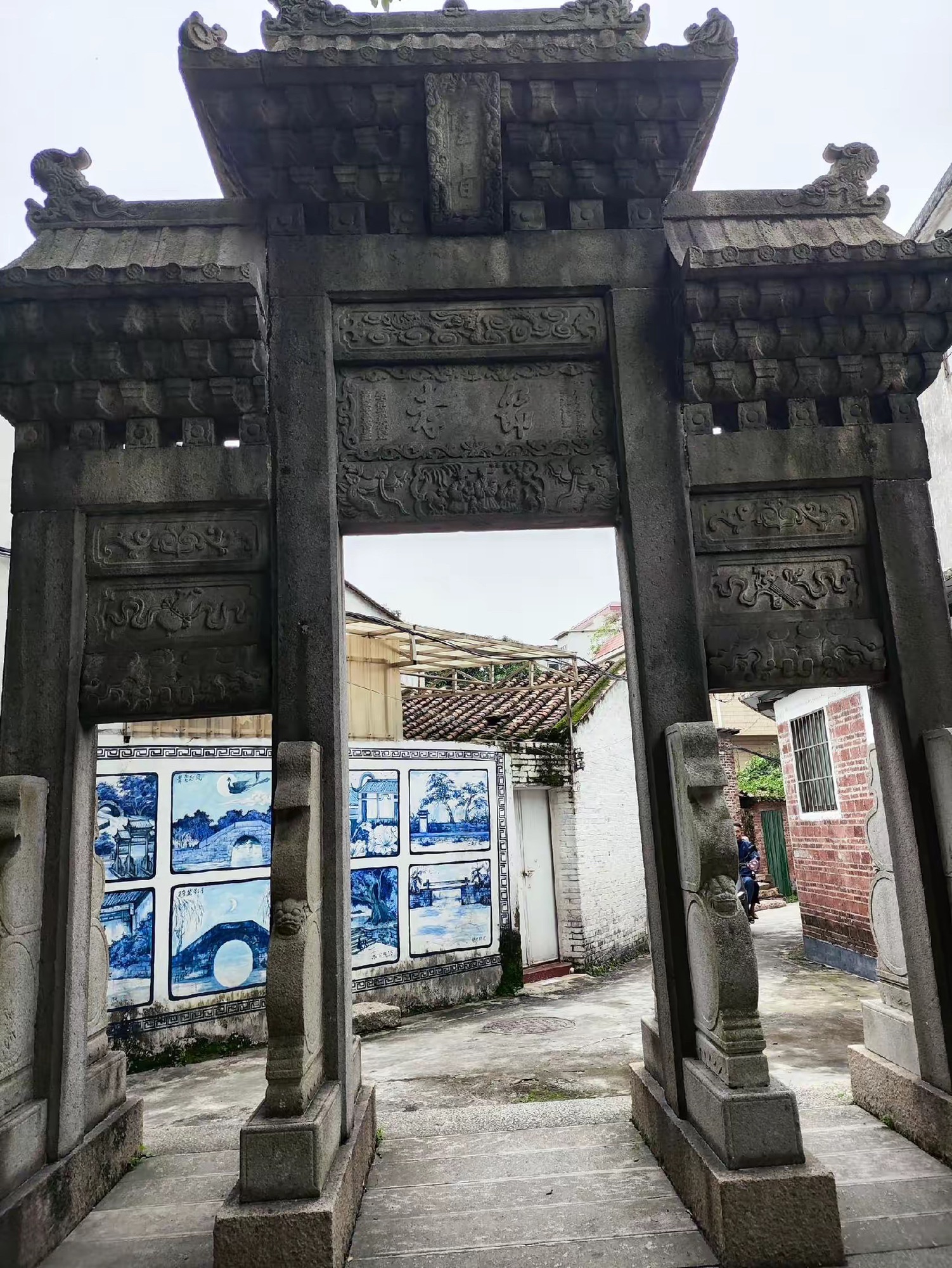 古朗文化广场旅行图片 1