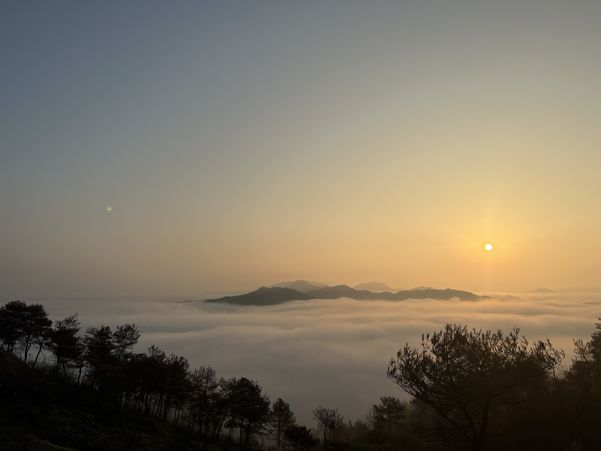 毛爷山风景区旅行图片