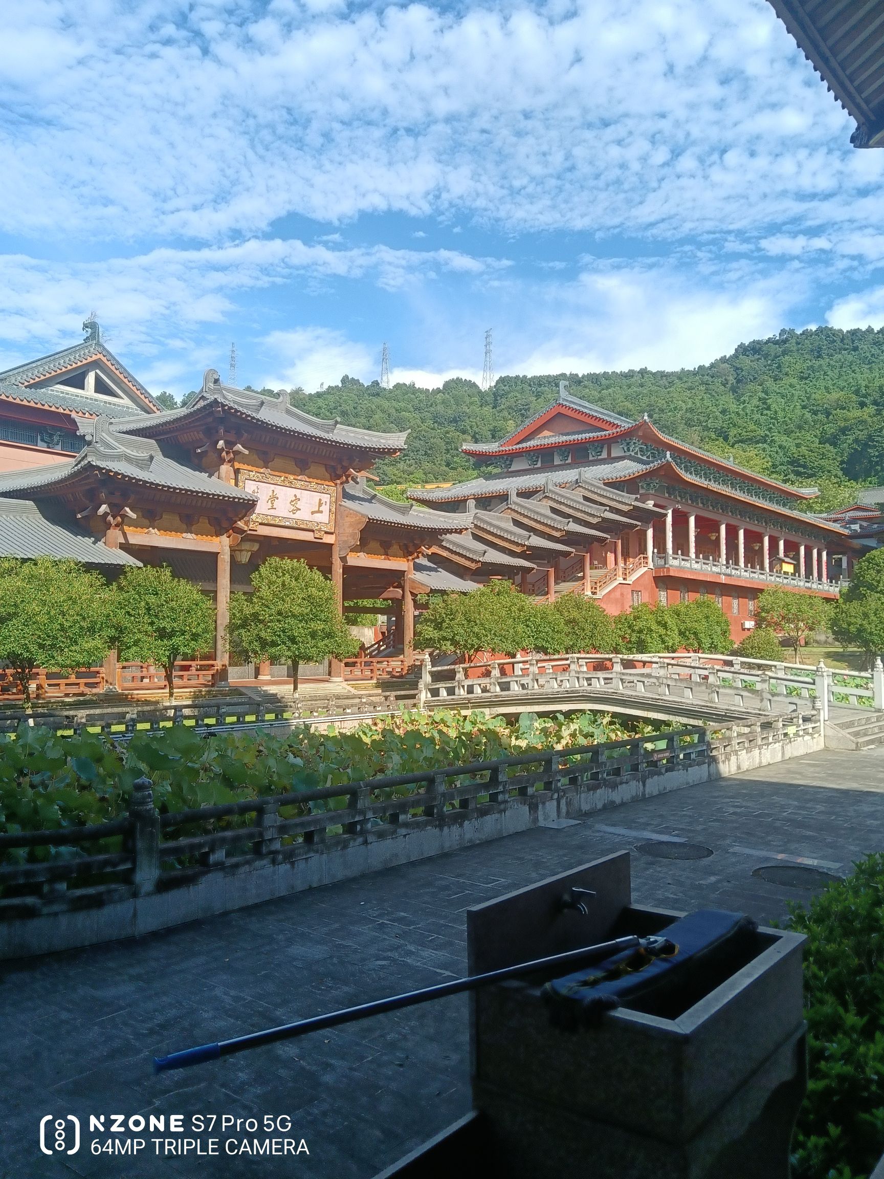 旗山万佛寺-大雄宝殿实景照片