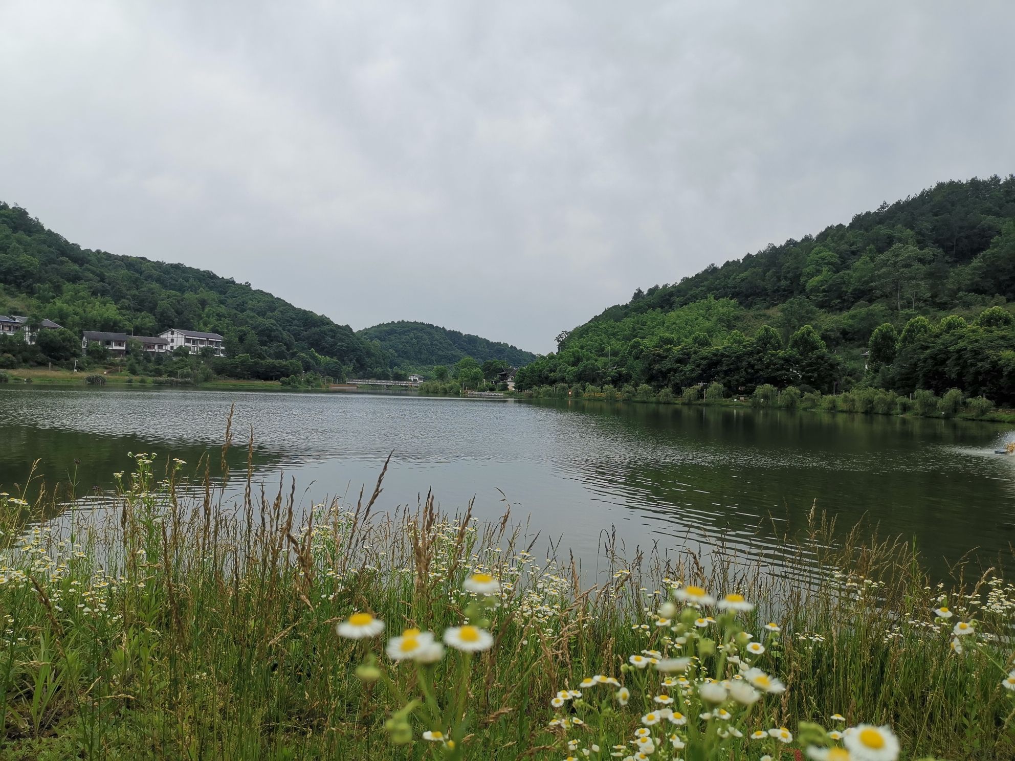 百灵湖旅行图片 1