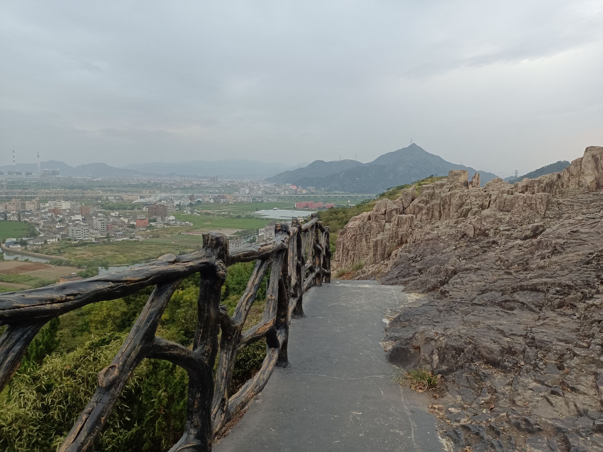 樟湾山党建主题公园旅行图片 1