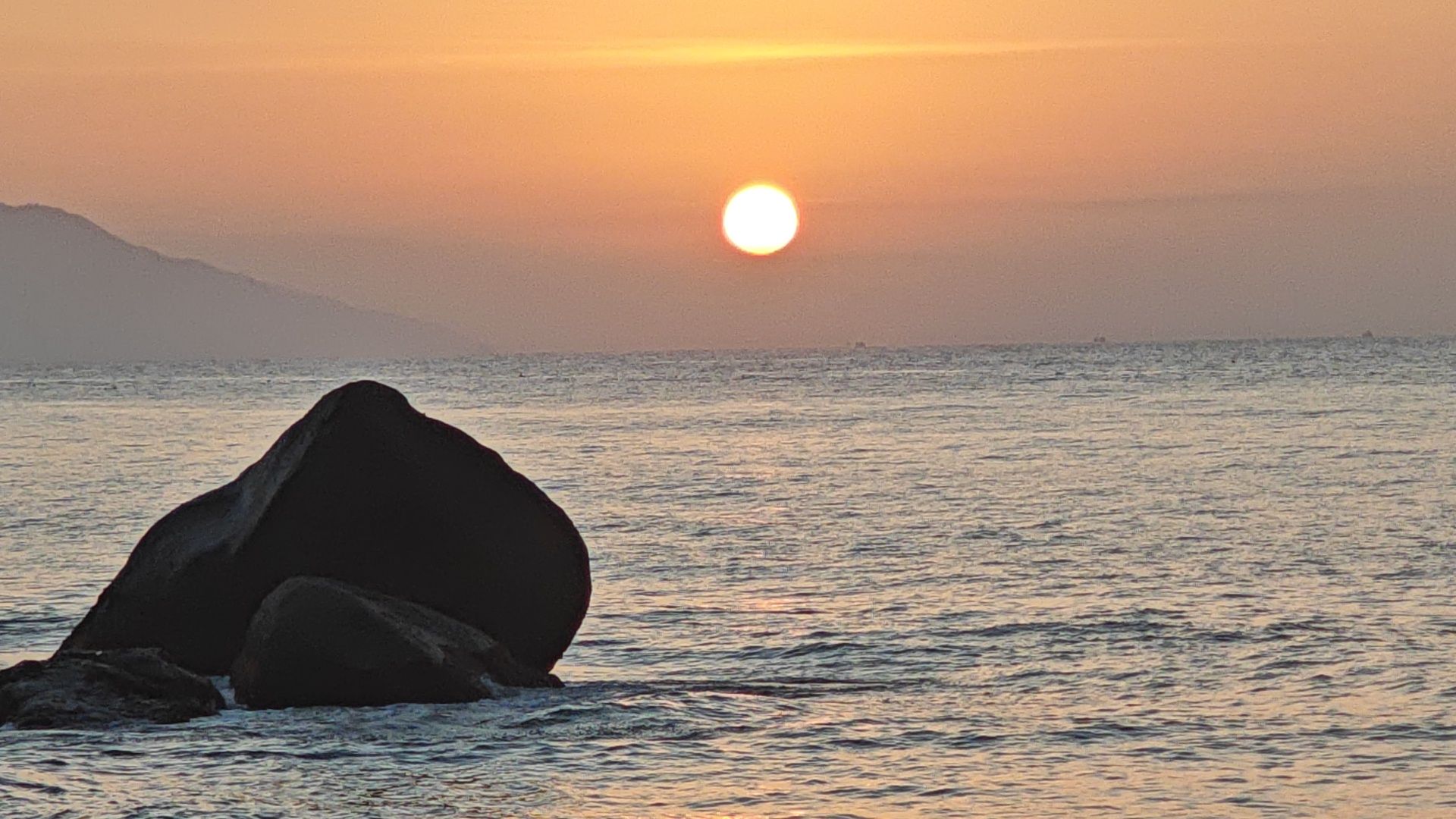 角头湾浴浪听海沙滩旅行图片 2