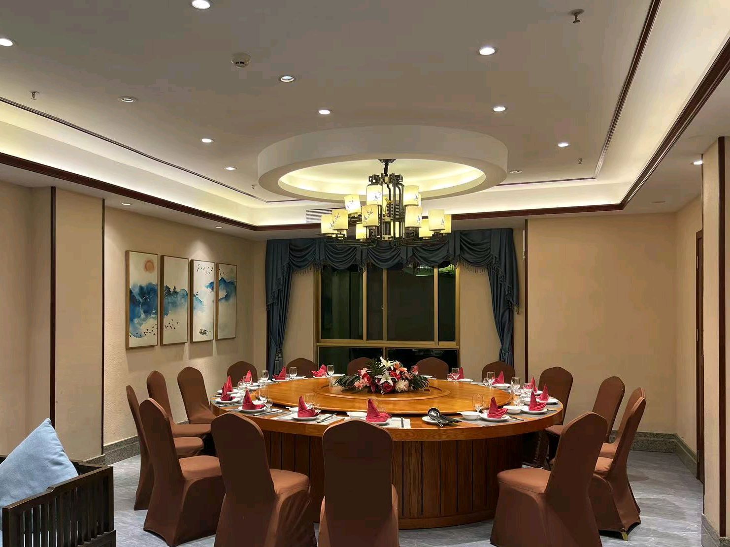 聚园酒家(世纪金郡店)