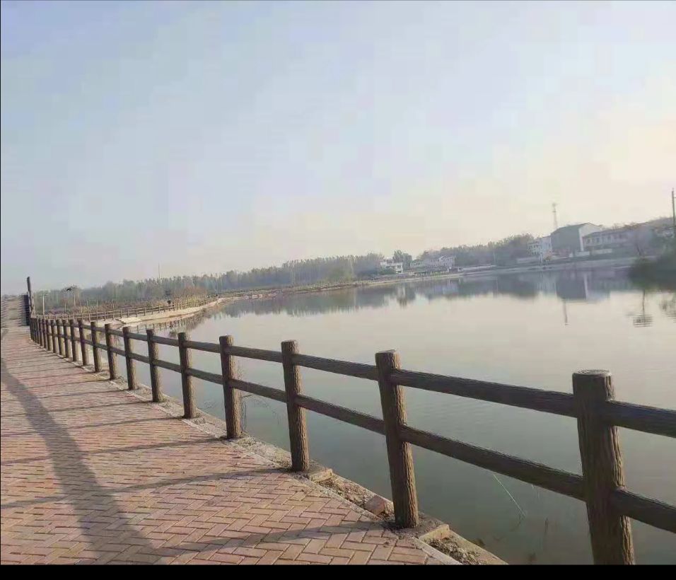 黑龙潭滨河公园旅行图片 1