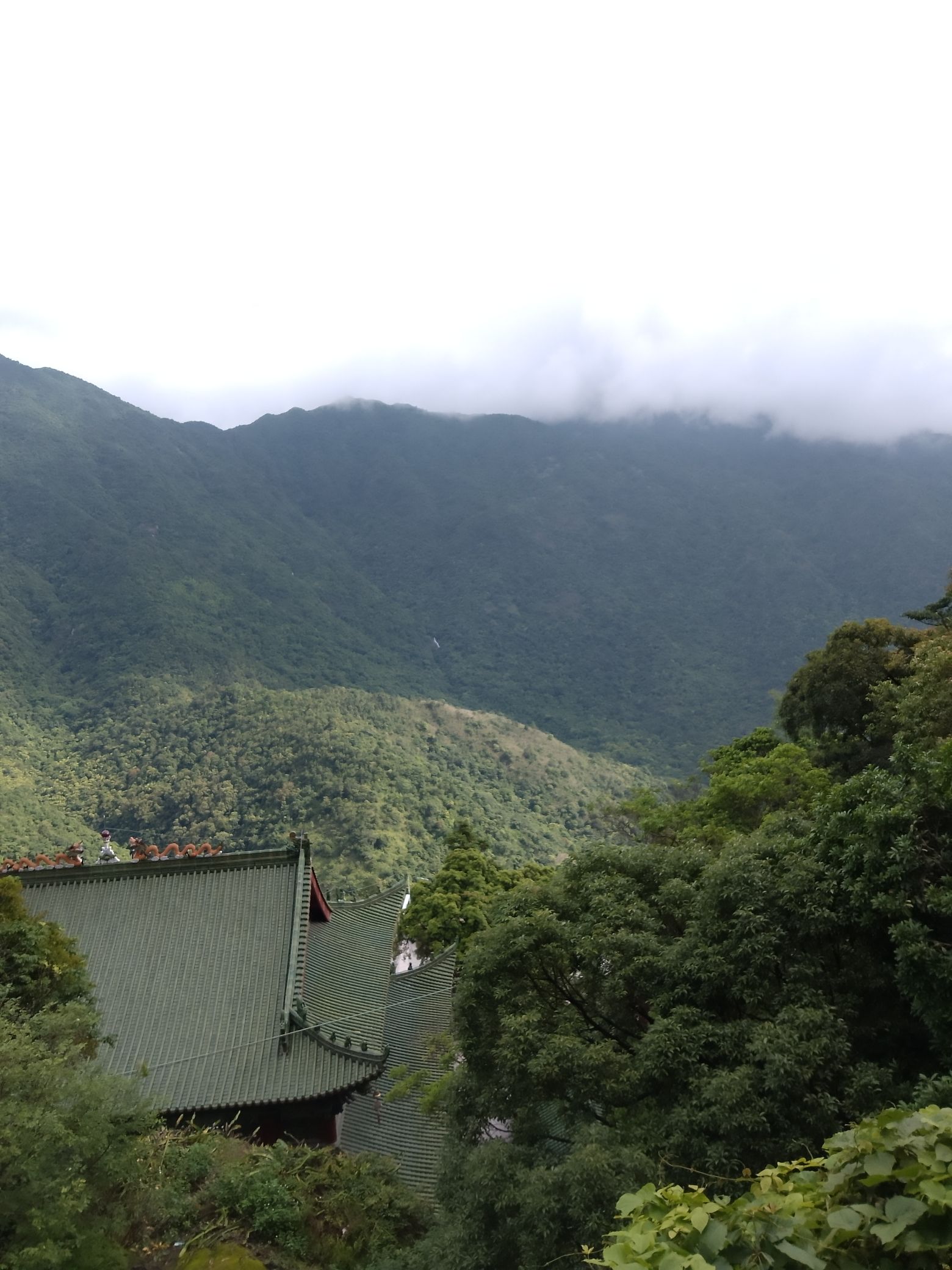 龙岩寺