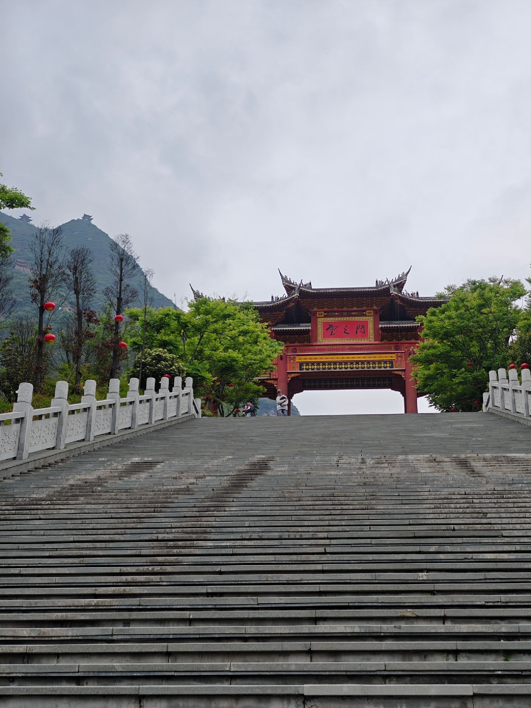 背峰山旅行图片 1