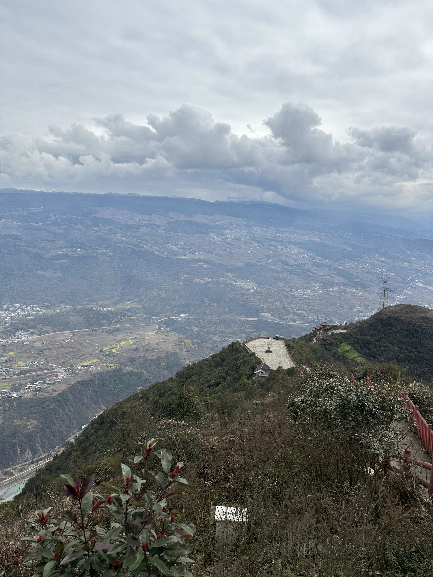 背峰山旅行图片 1