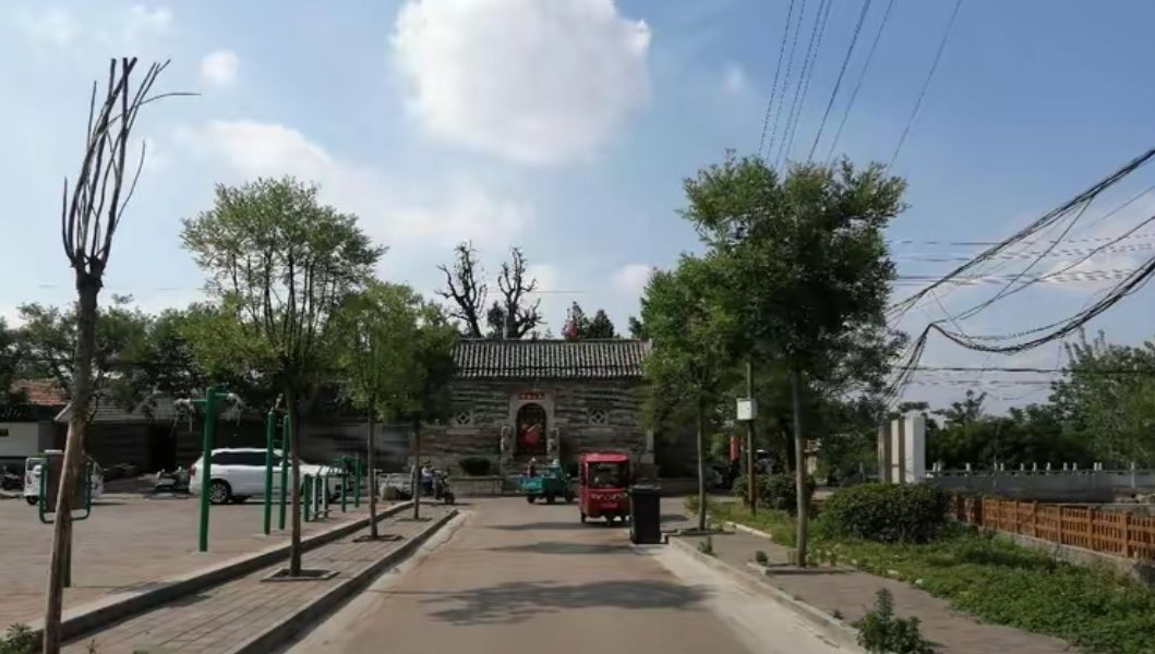 陈郝太山行宫旅行图片 1