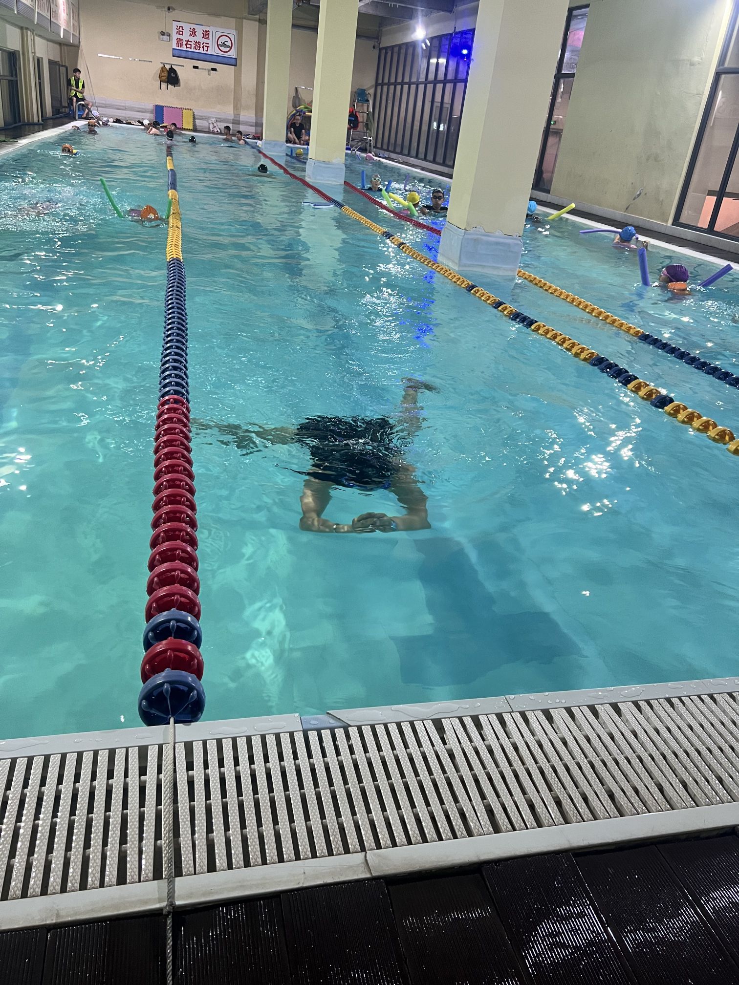 悦动游泳健身俱乐部(温泉店)