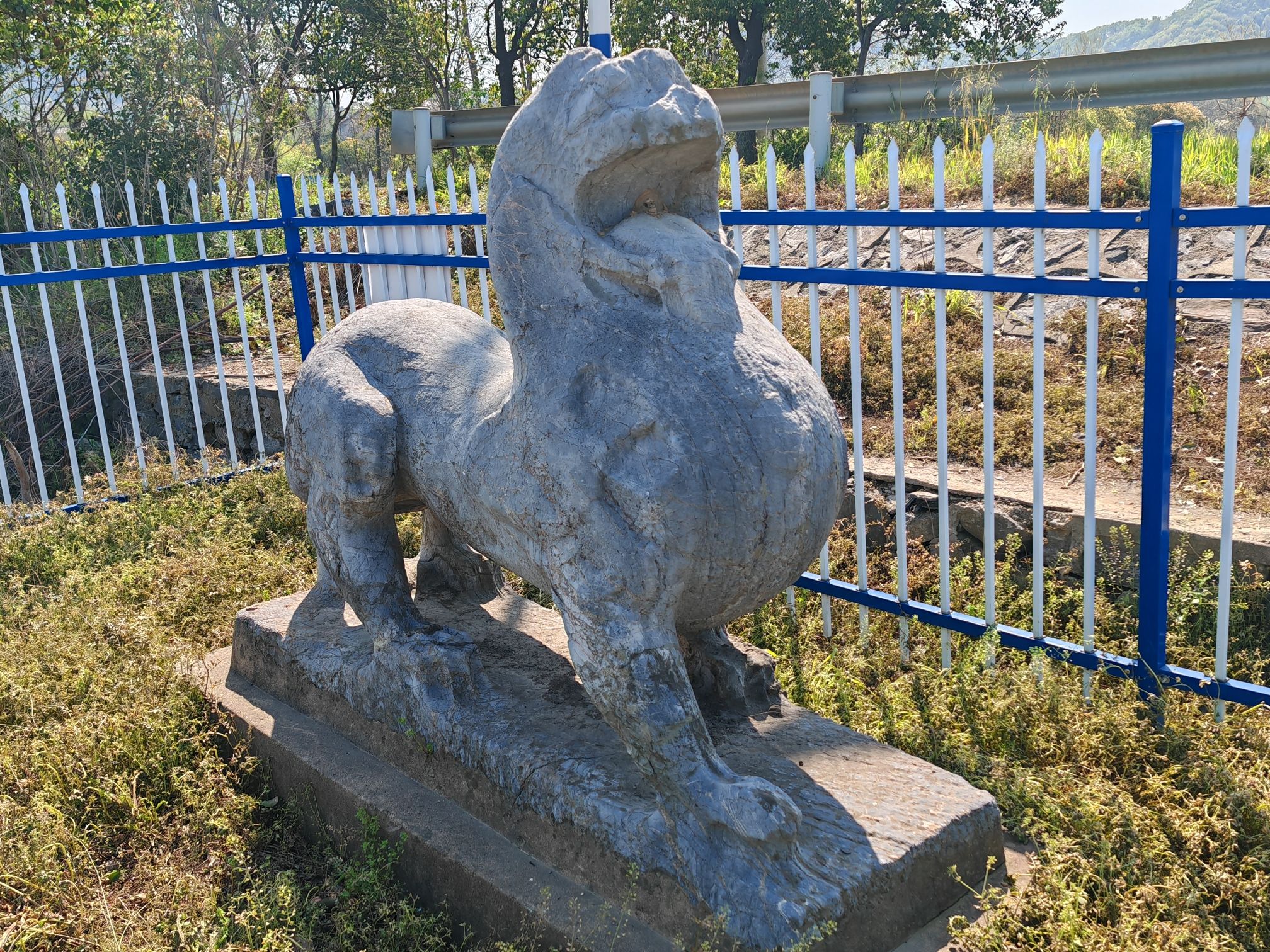 水经山村南朝失名墓石刻旅行图片 3