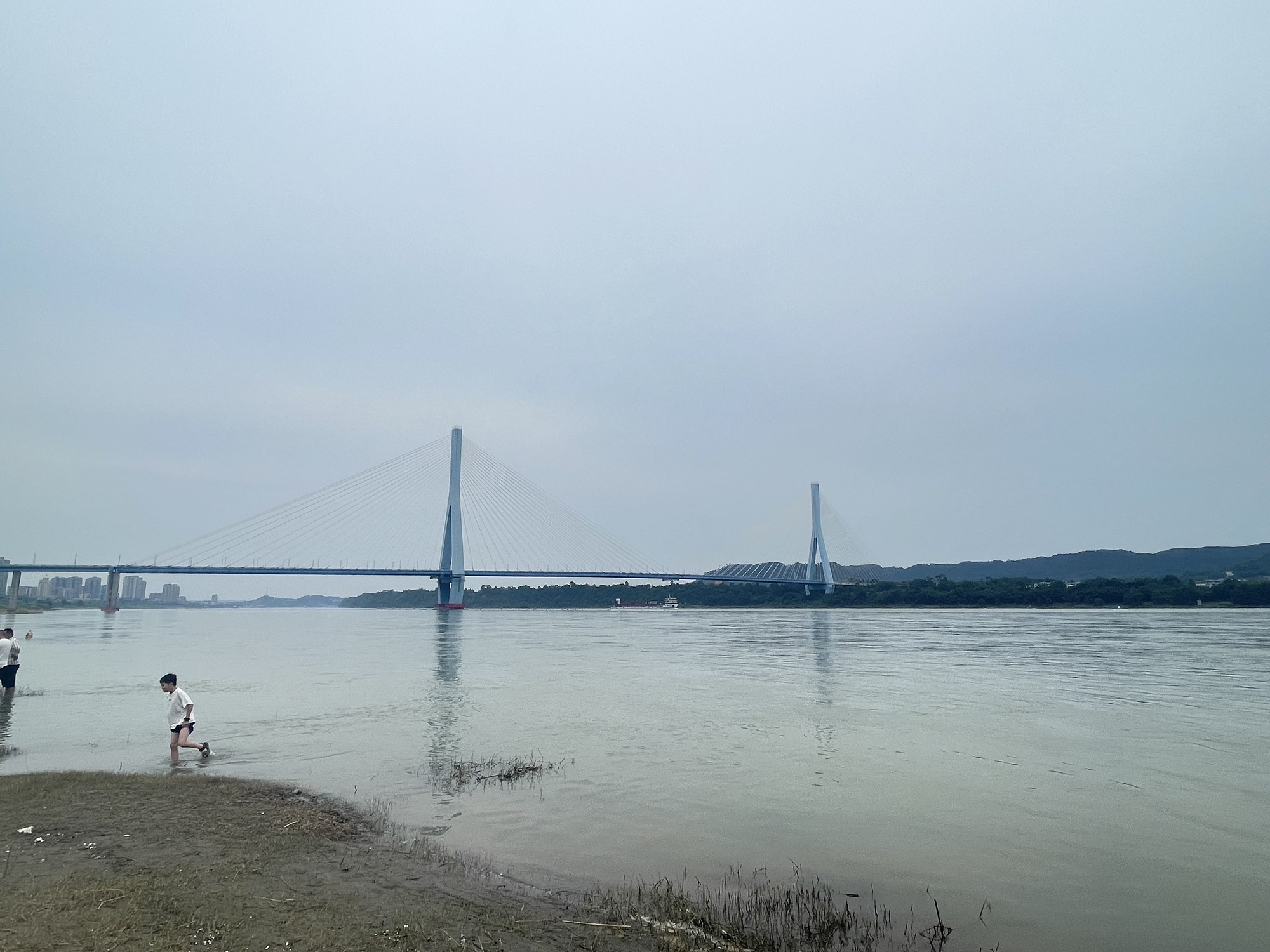 万里长江第一滩旅行图片 2