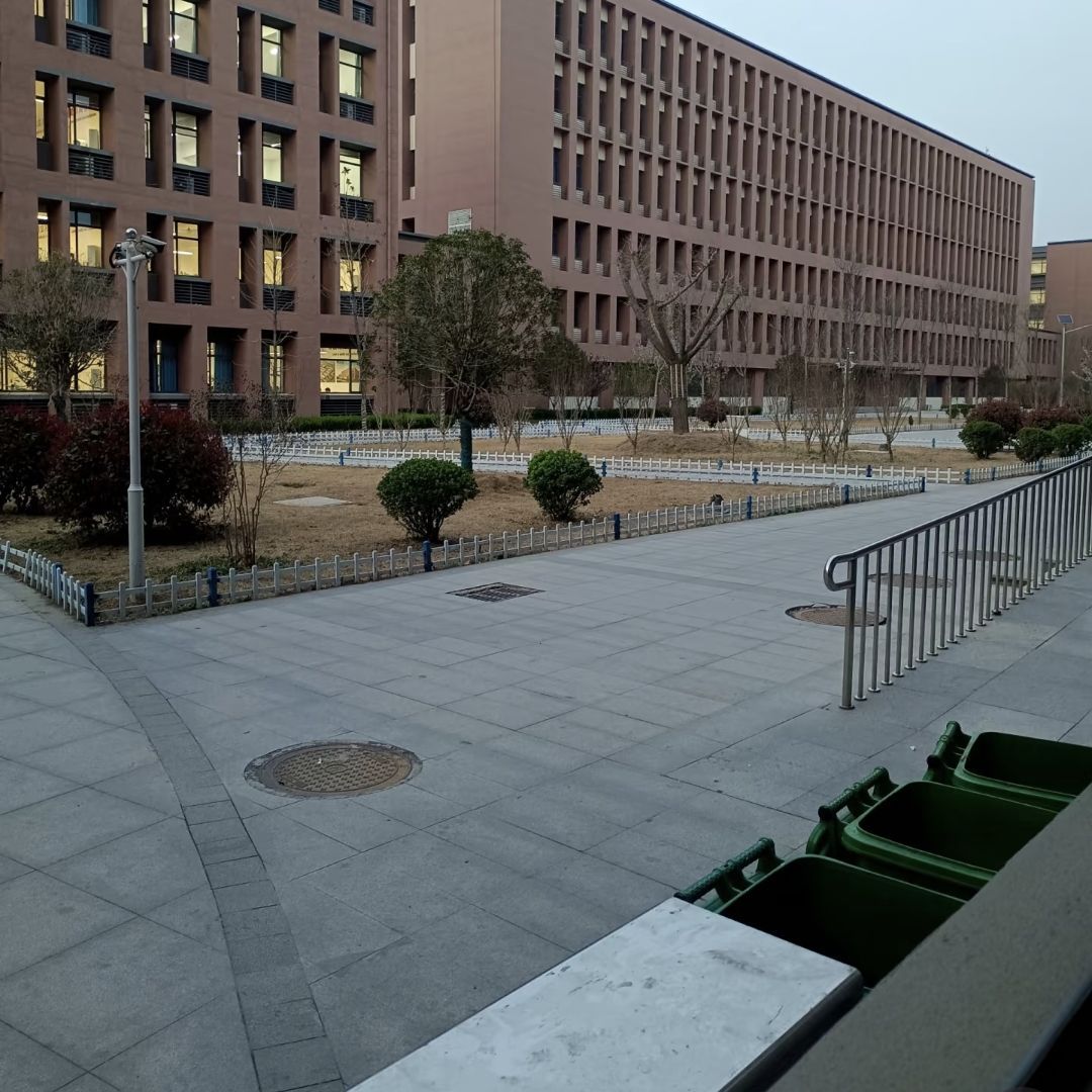 济宁经济开发区高级中学