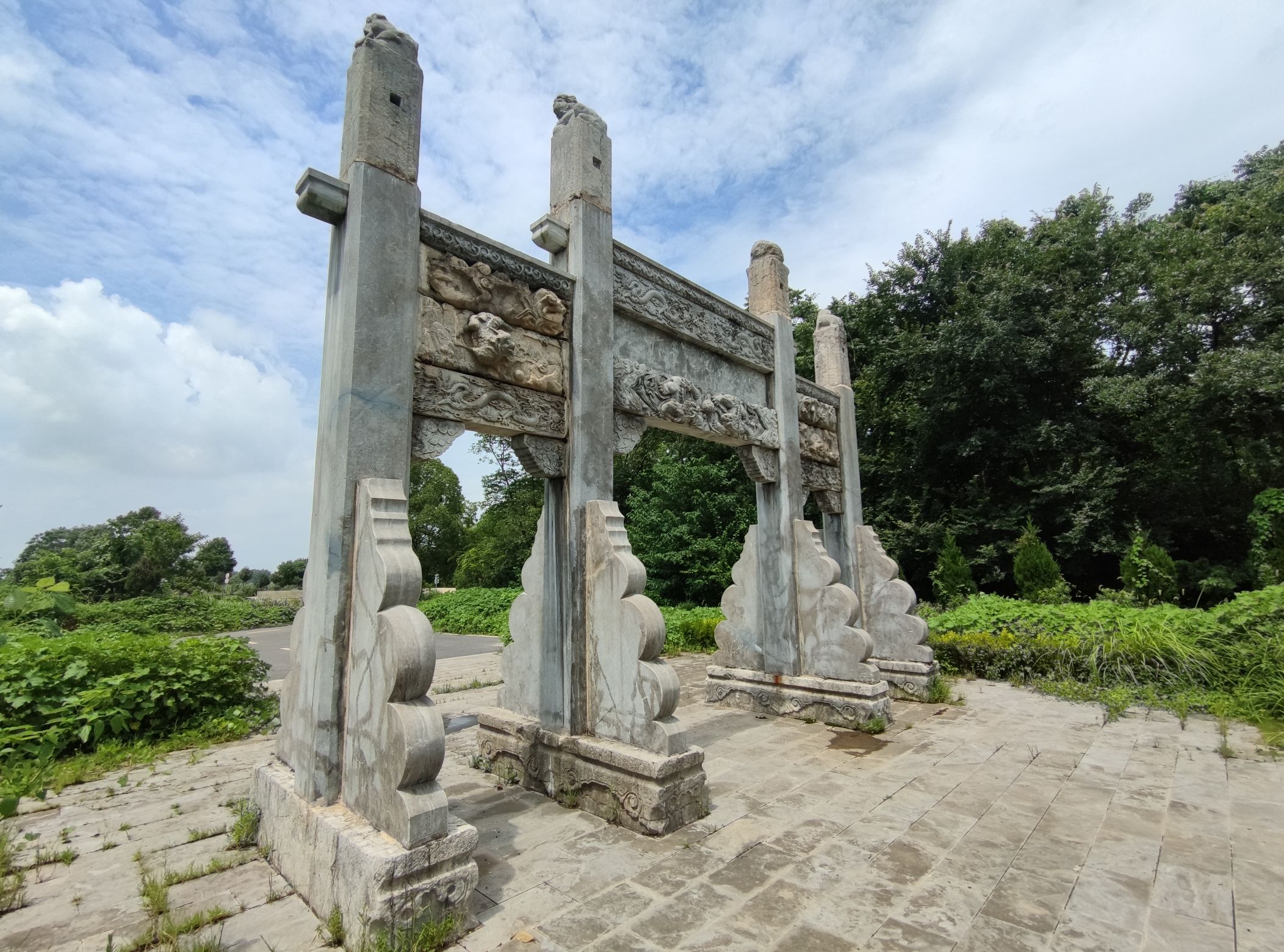 阮鹗墓旅行图片 1