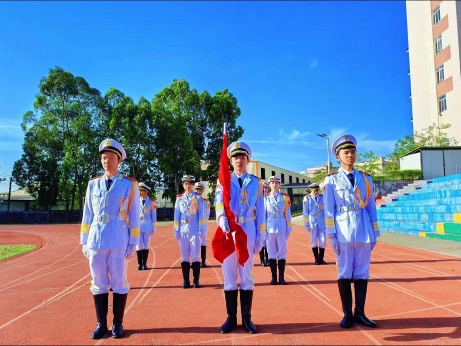 揭阳市揭东区光正实验学校