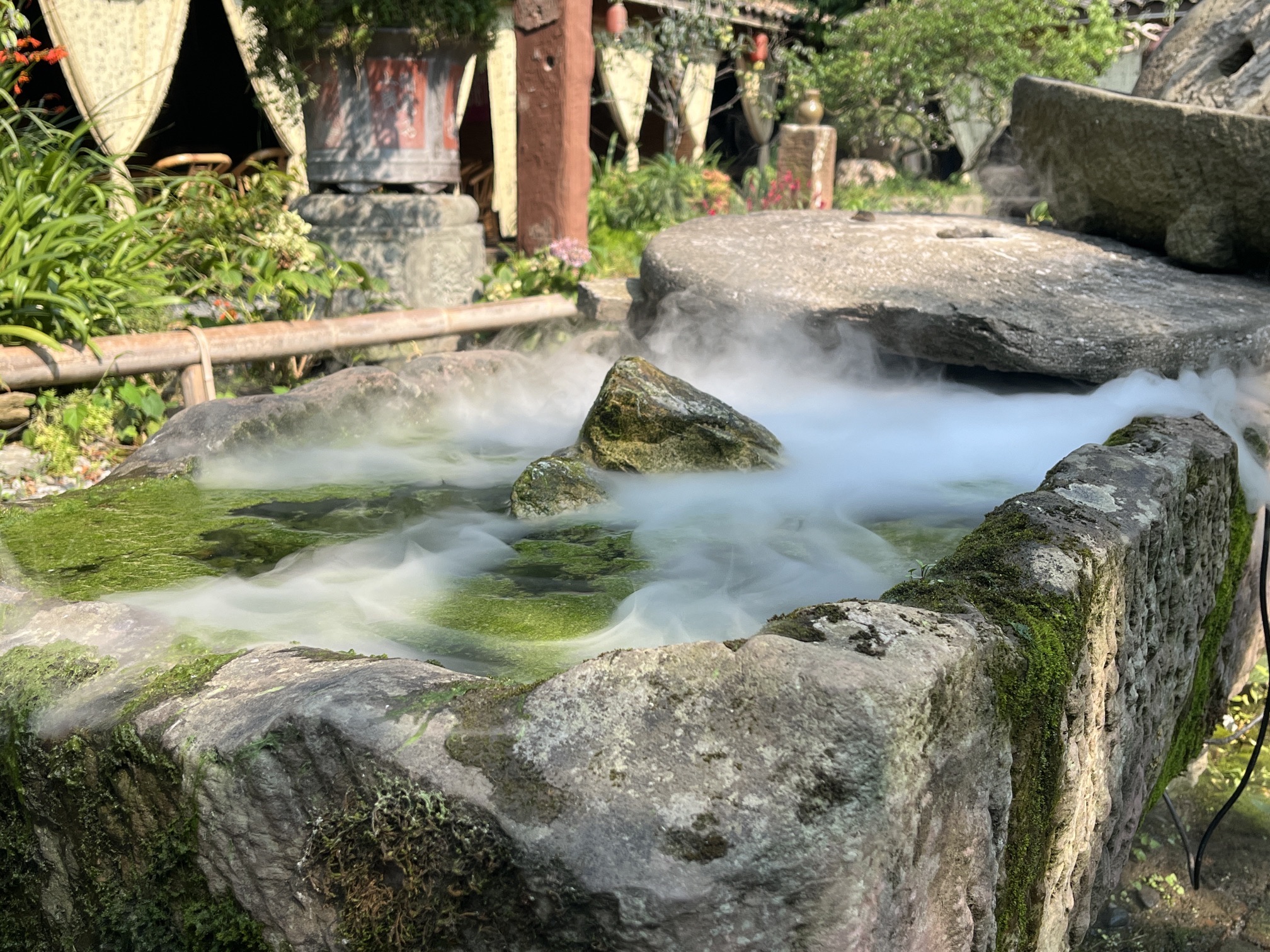 简陋田野旅行图片 3